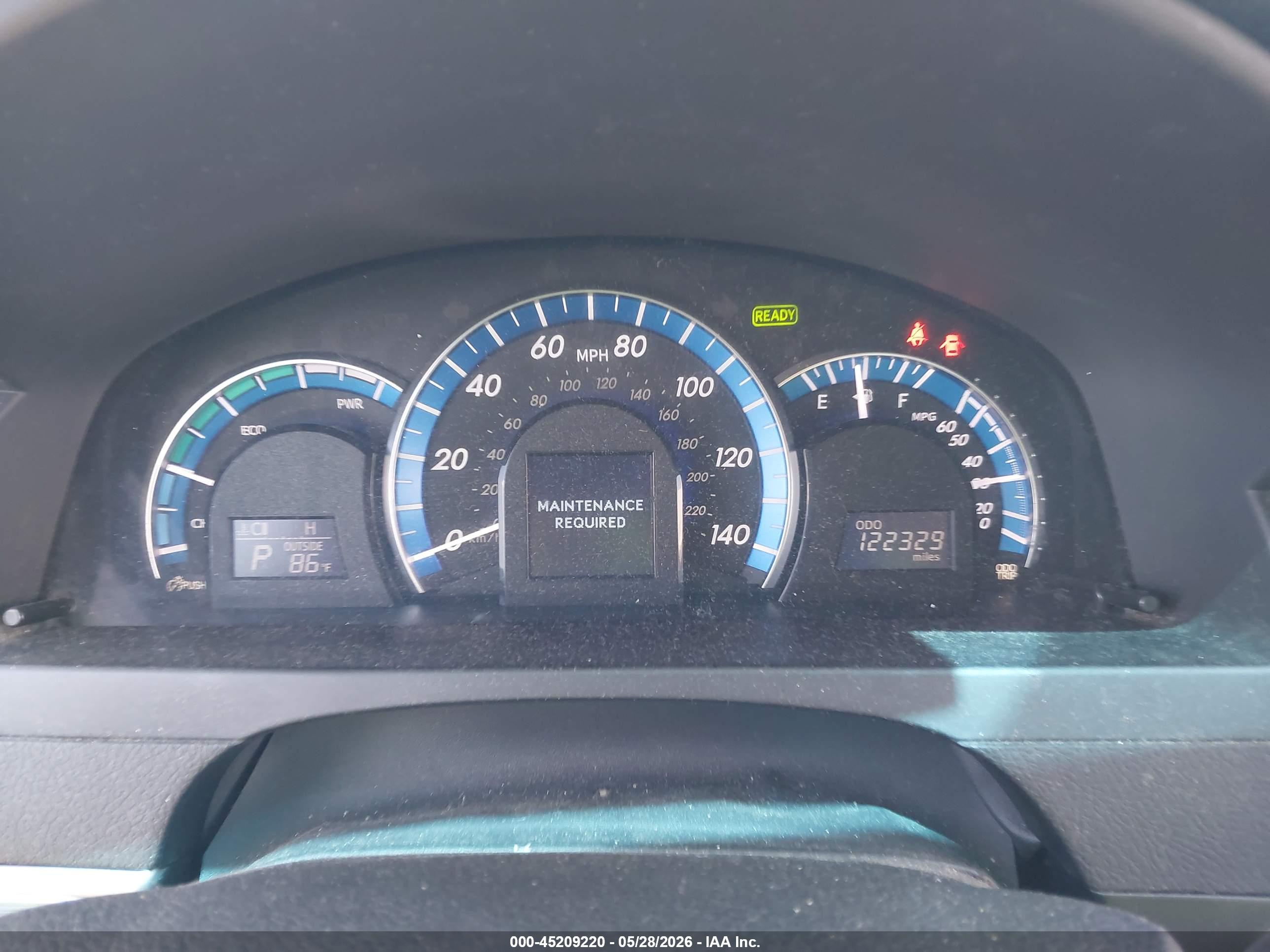 TOYOTA CAMRY image 7