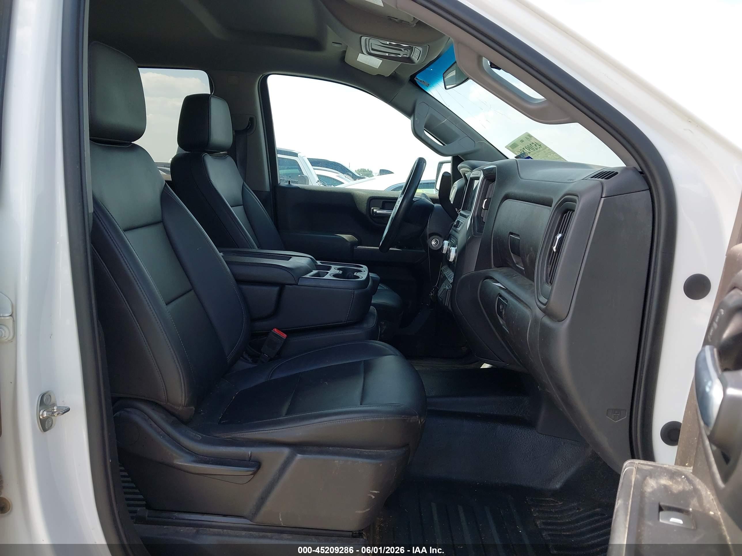 GMC SIERRA image 5