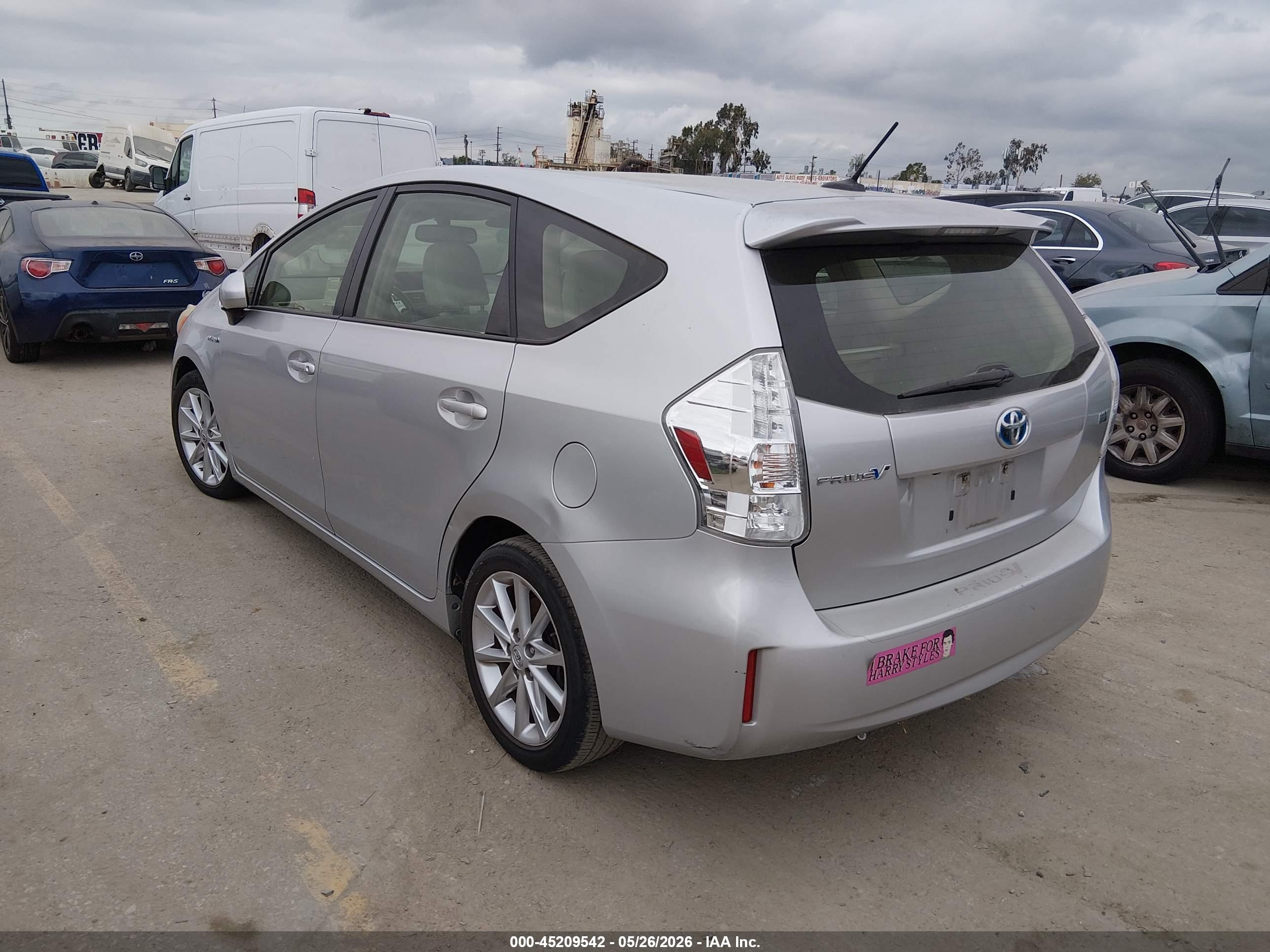 TOYOTA PRIUS image 3