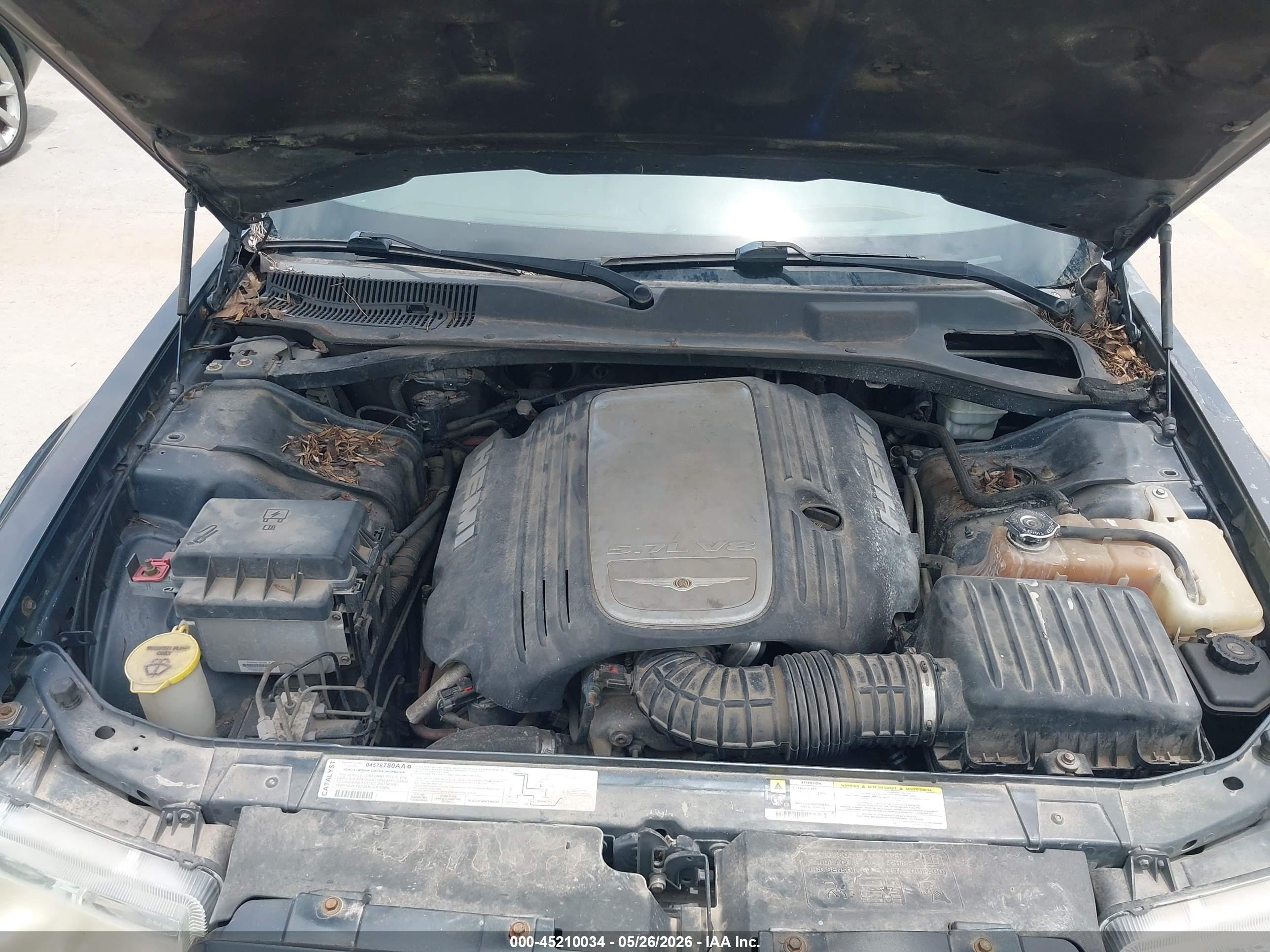 CHRYSLER 300C image 10