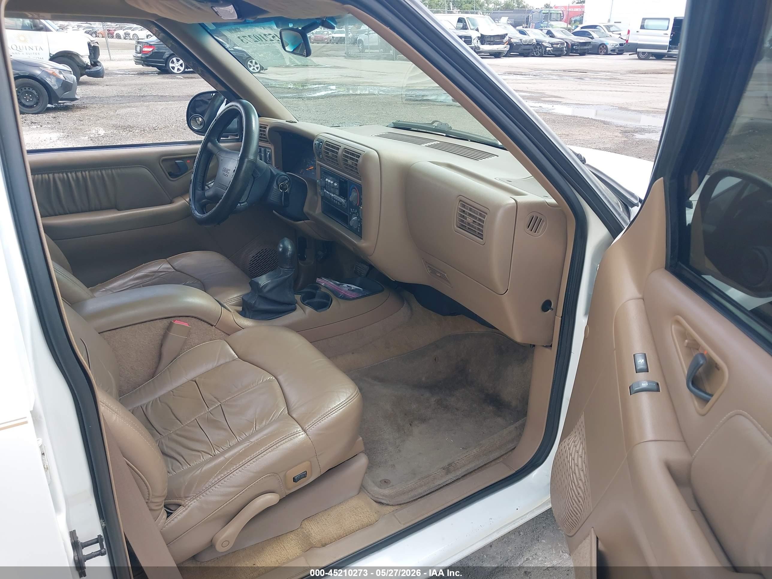 GMC JIMMY image 5