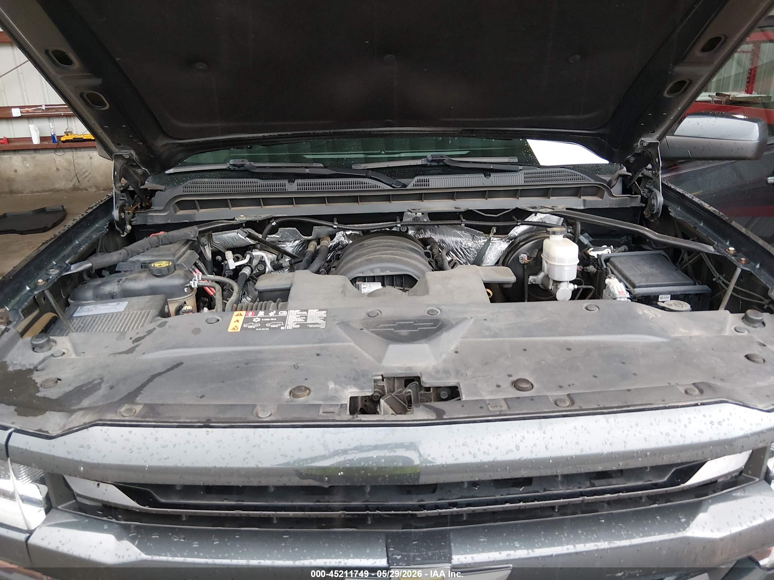 CHEVROLET SILVERADO image 10