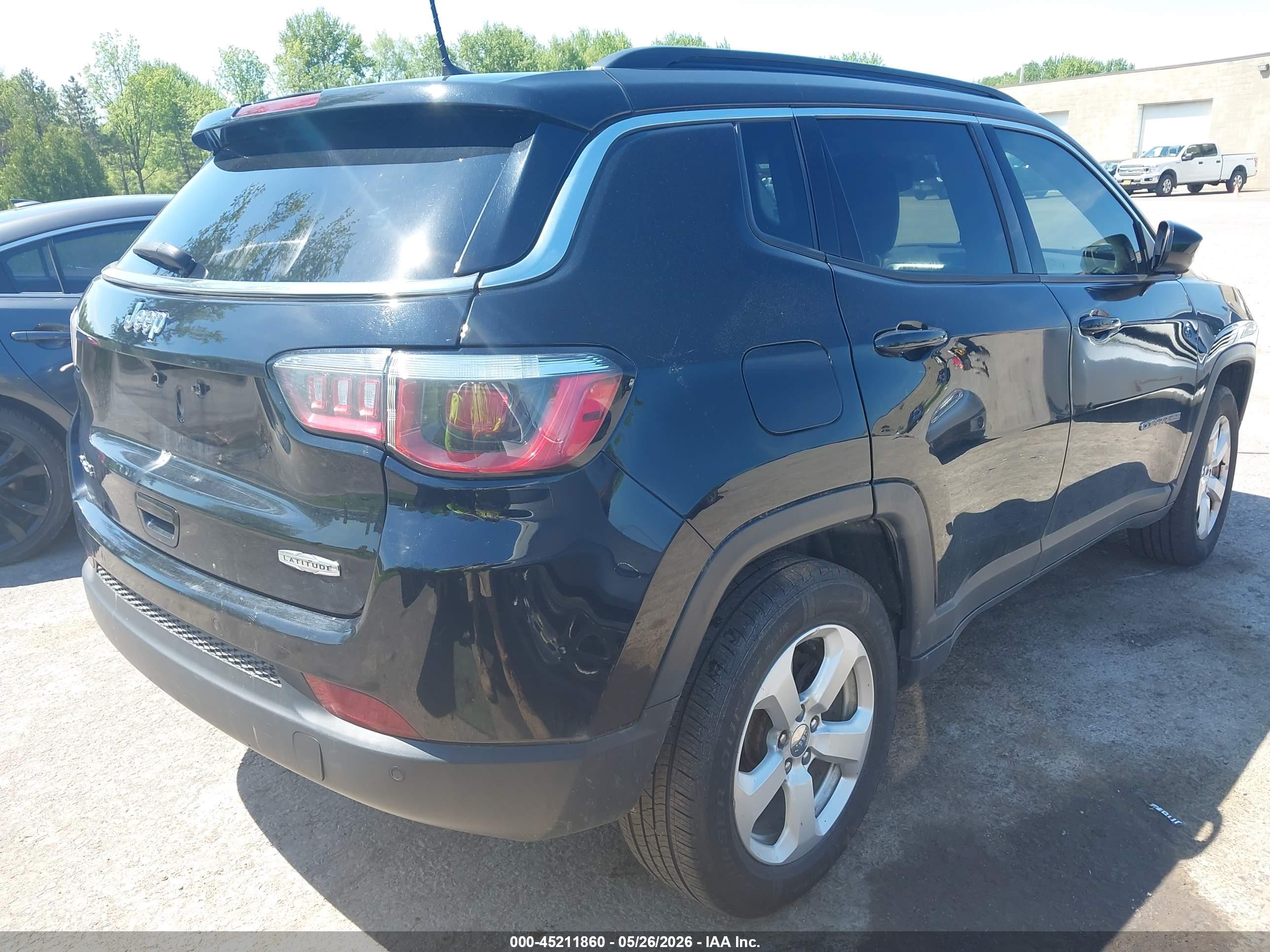 JEEP COMPASS image 4