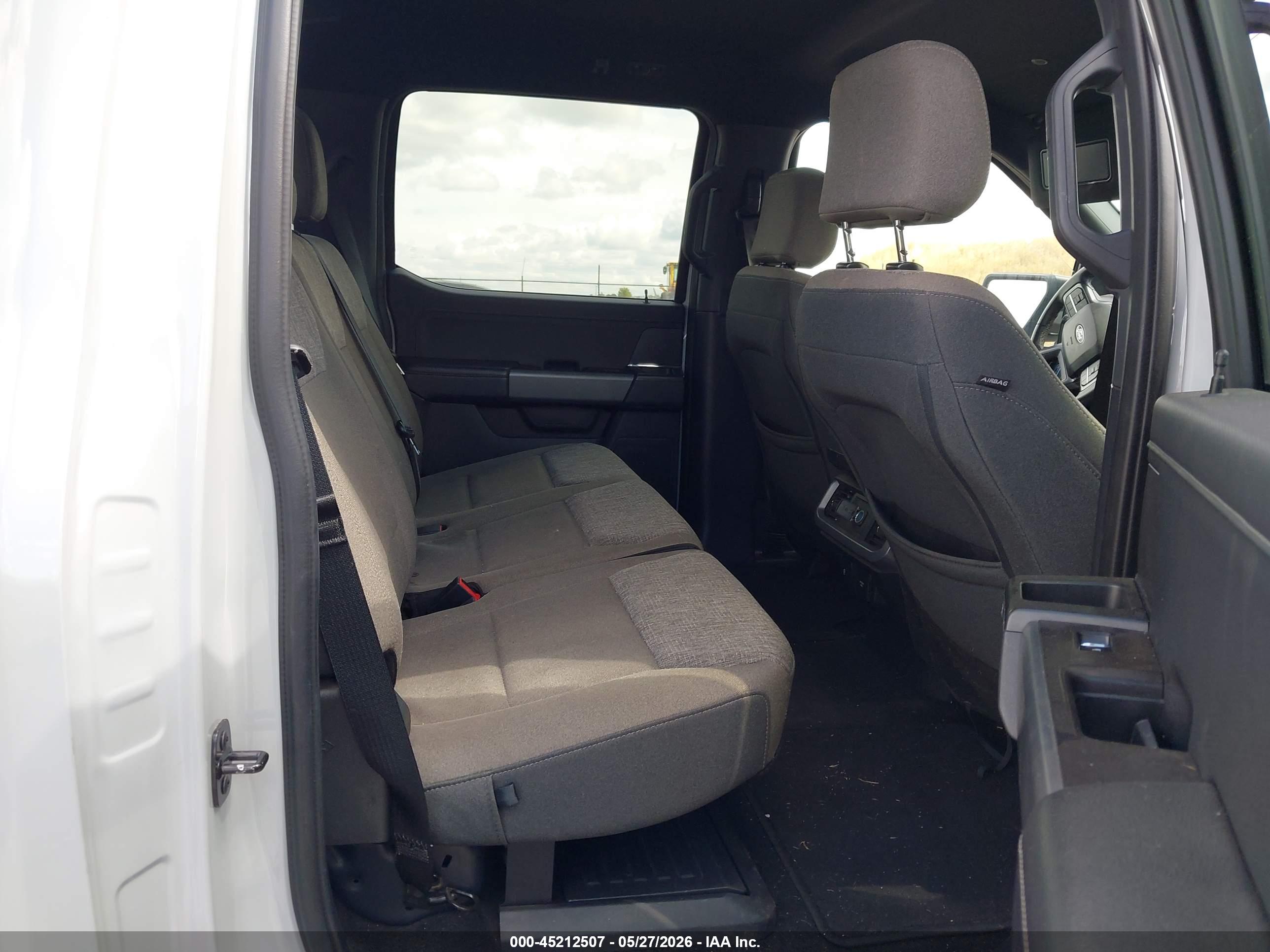 FORD F-150 image 8