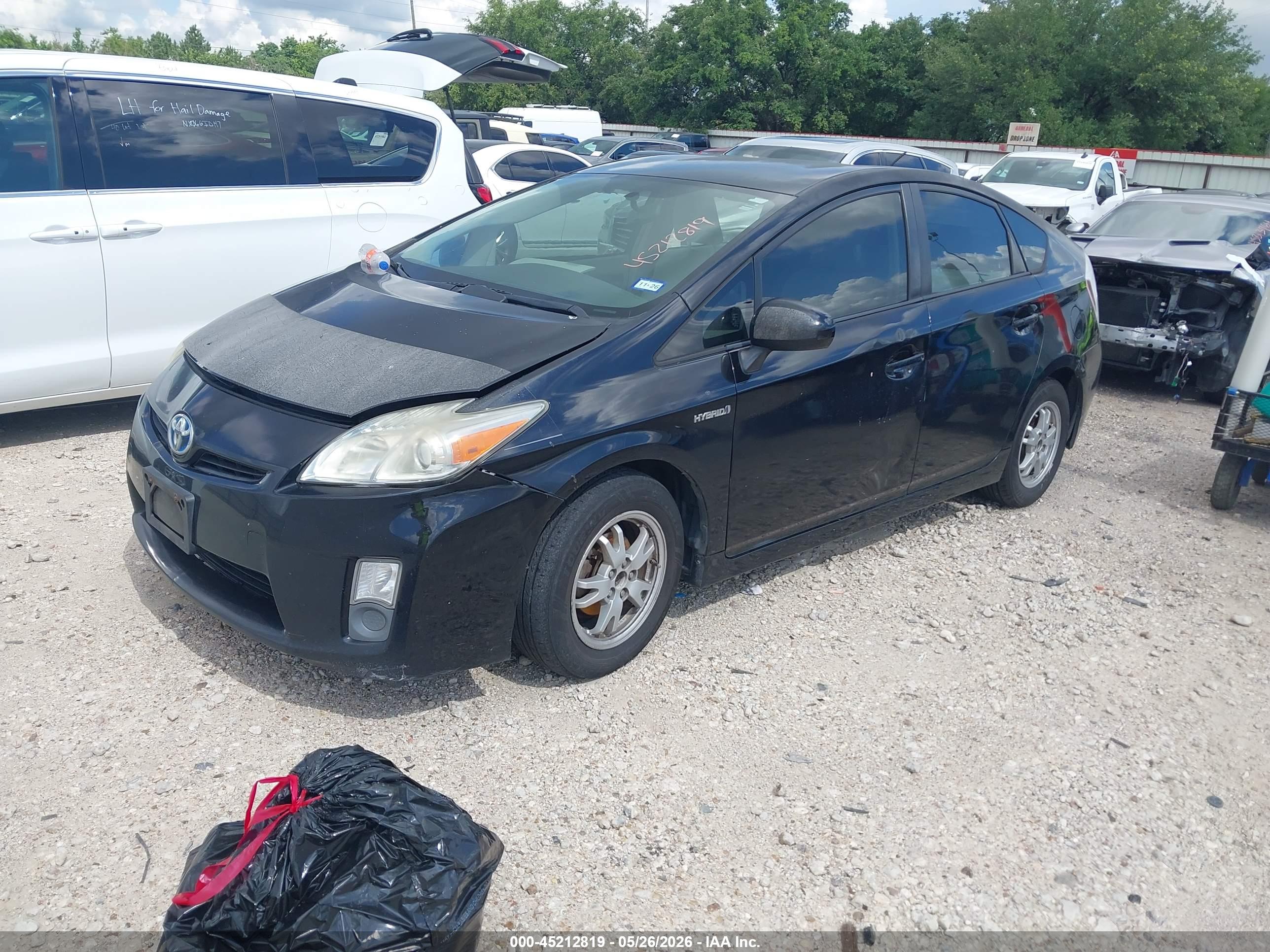 TOYOTA PRIUS image 2