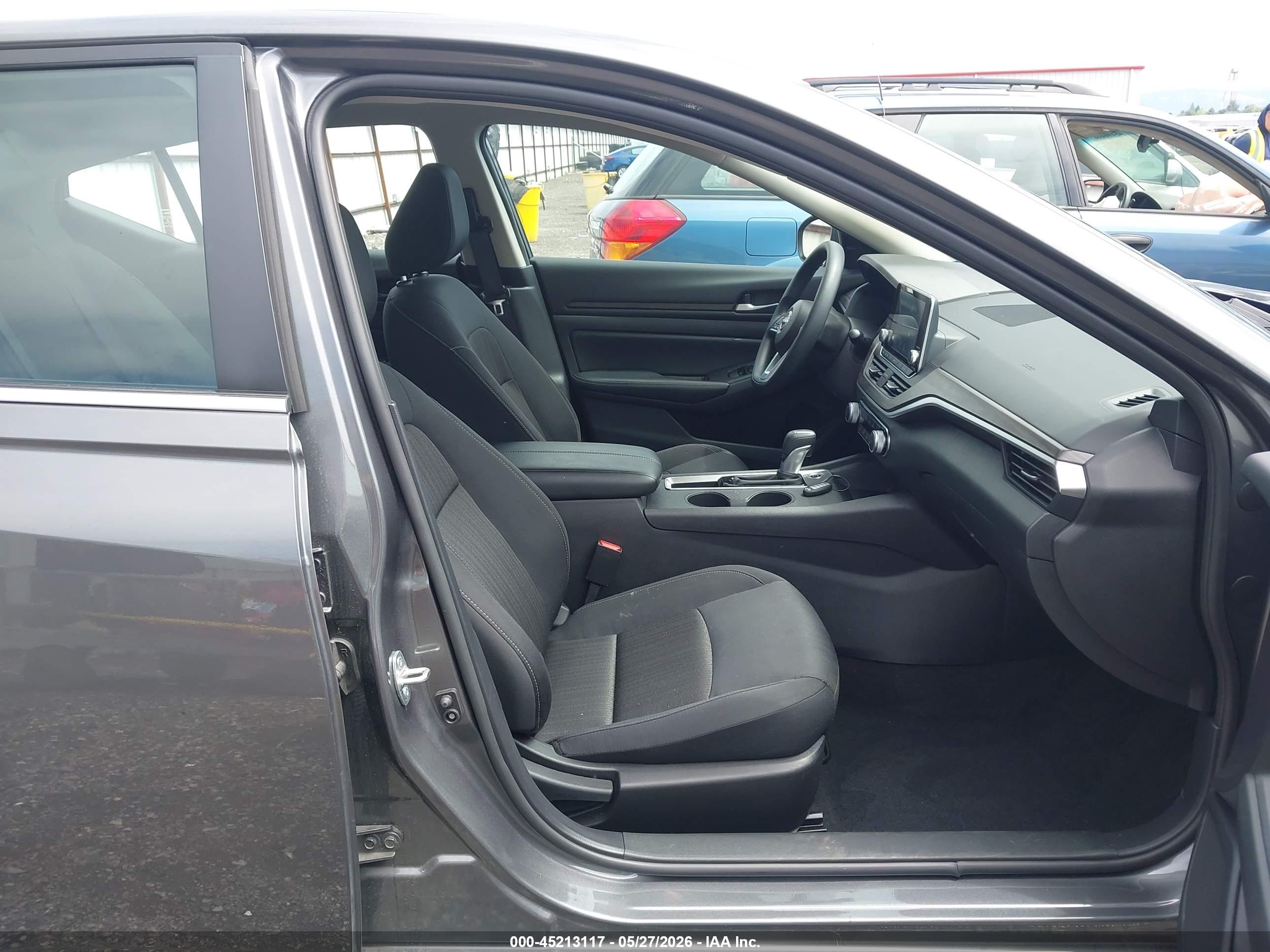 NISSAN ALTIMA image 5
