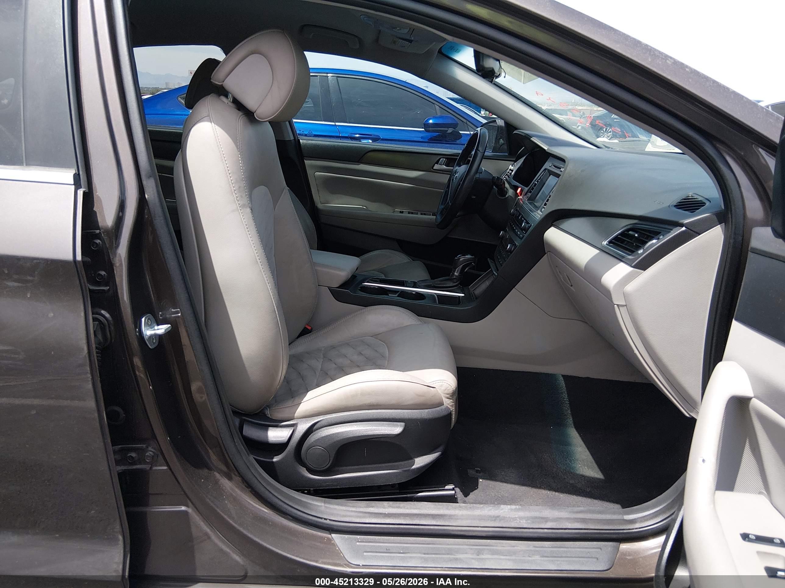 HYUNDAI SONATA image 5
