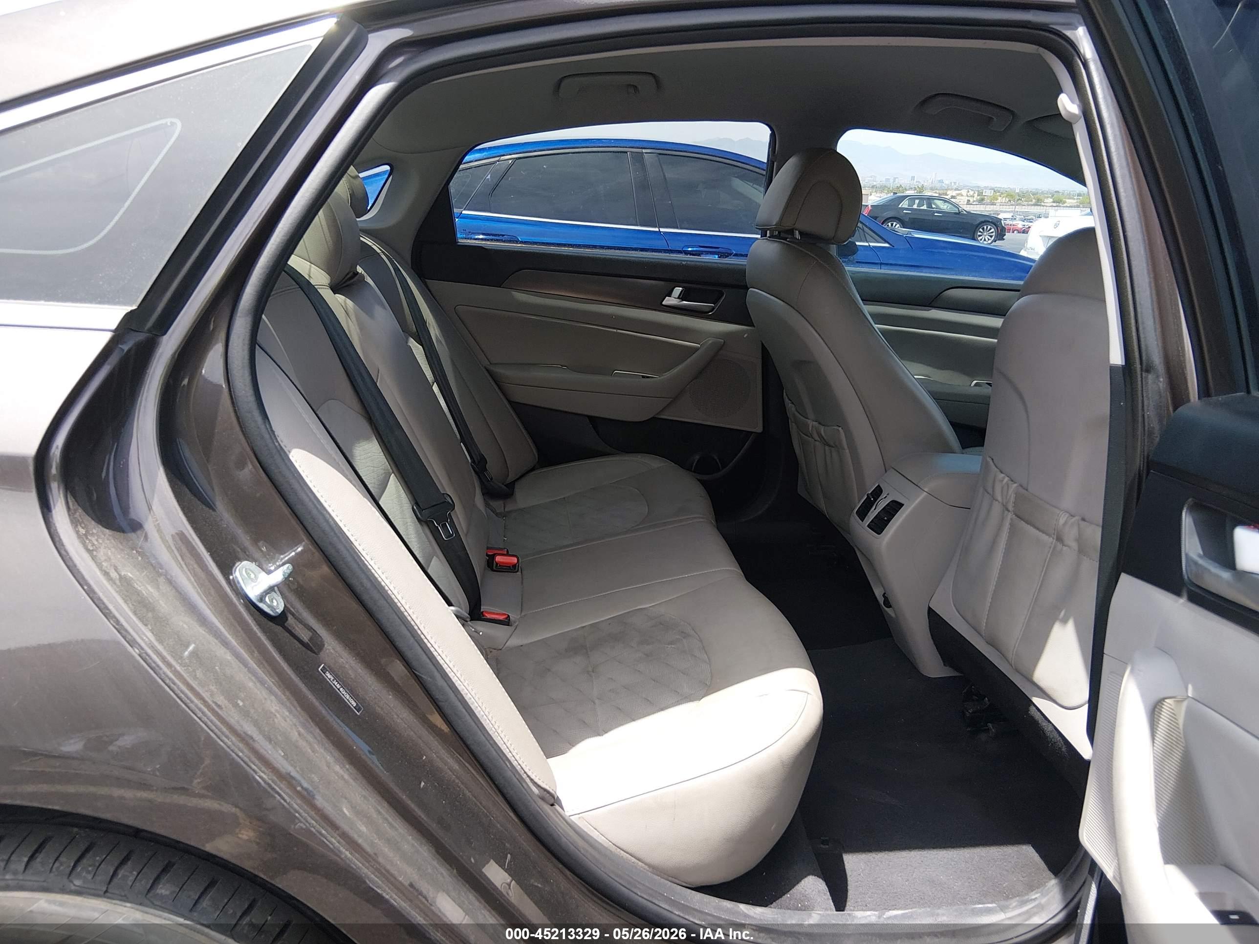 HYUNDAI SONATA image 8