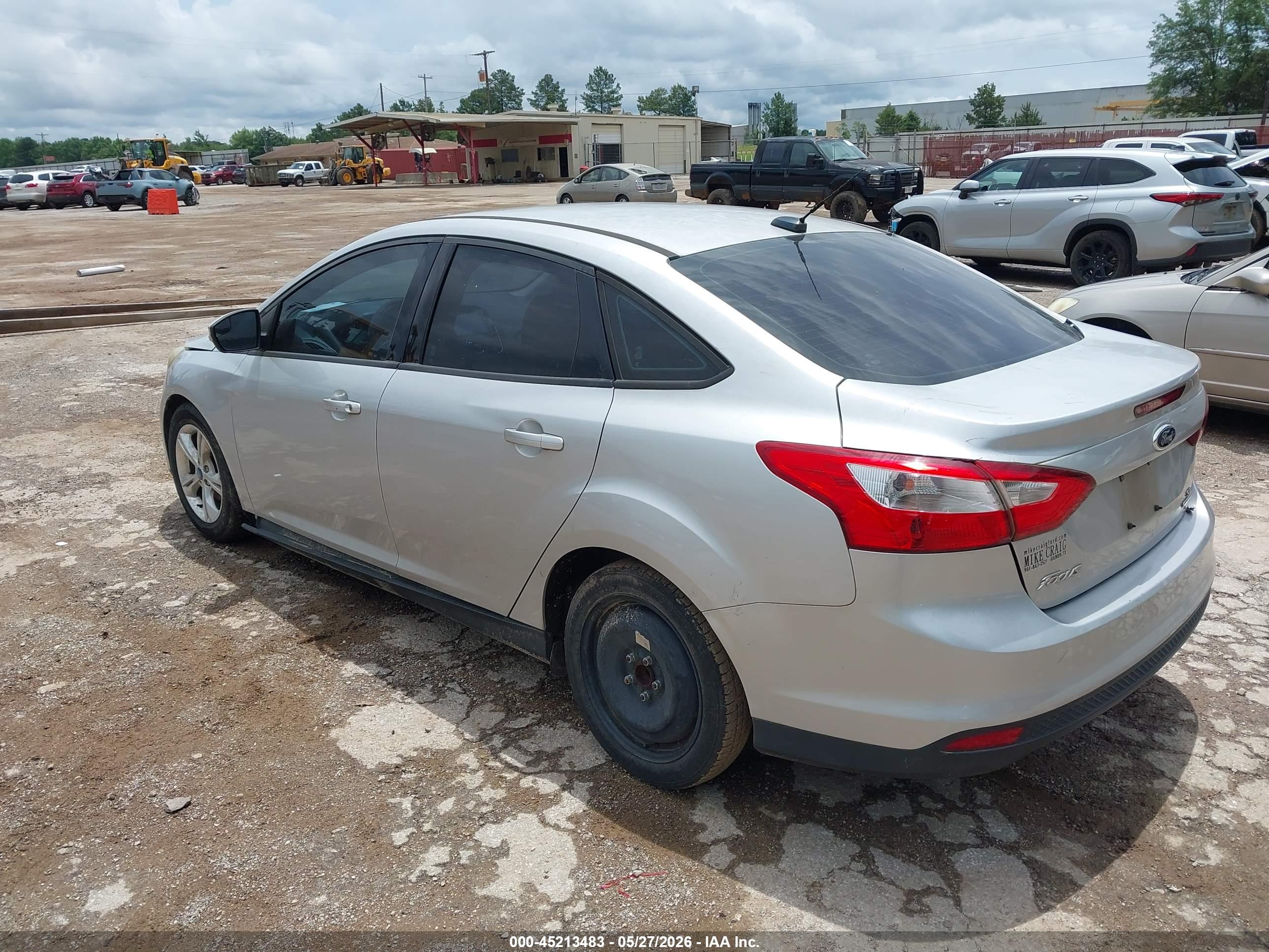 FORD FOCUS image 3