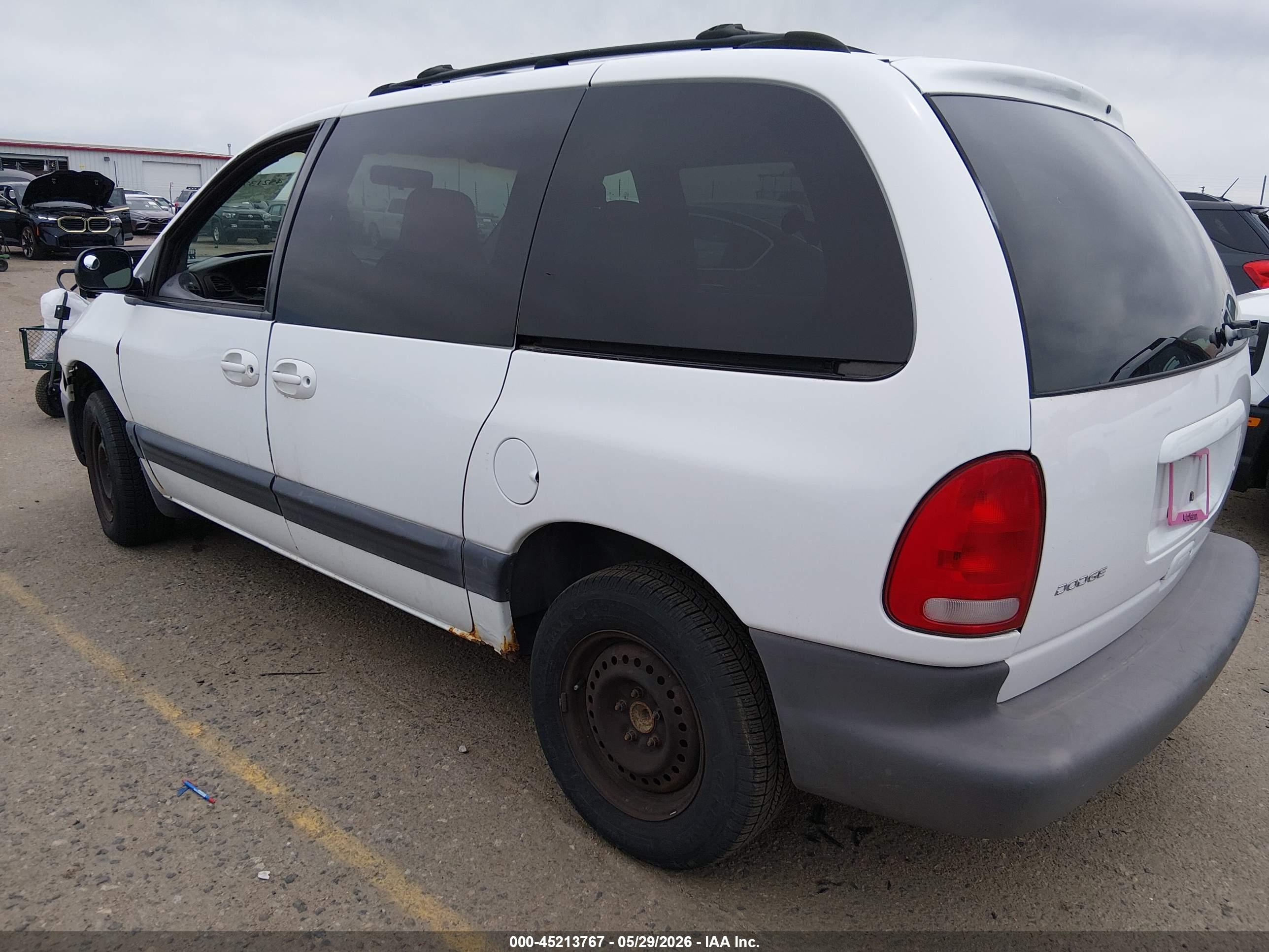 DODGE CARAVAN image 3