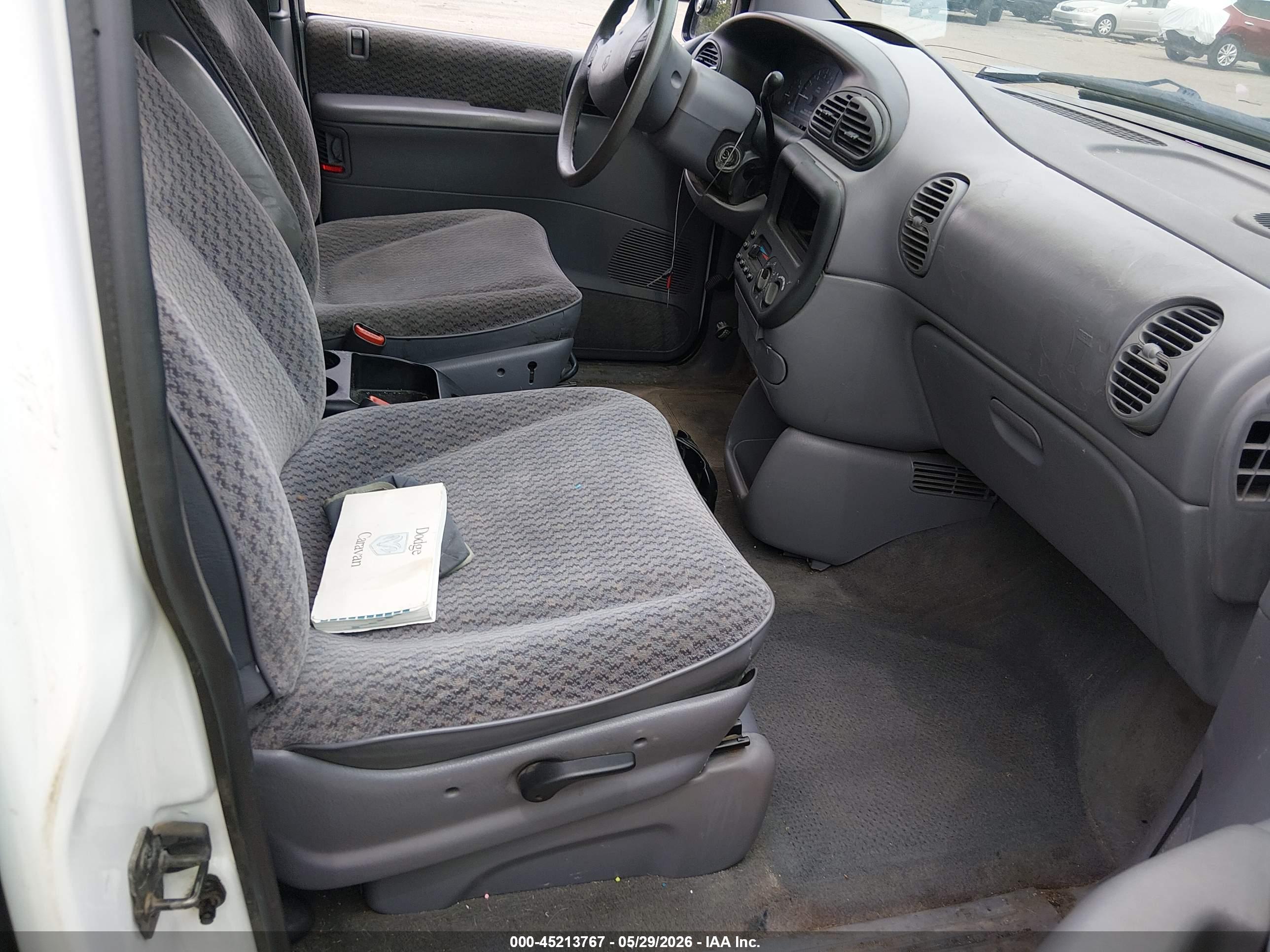 DODGE CARAVAN image 5