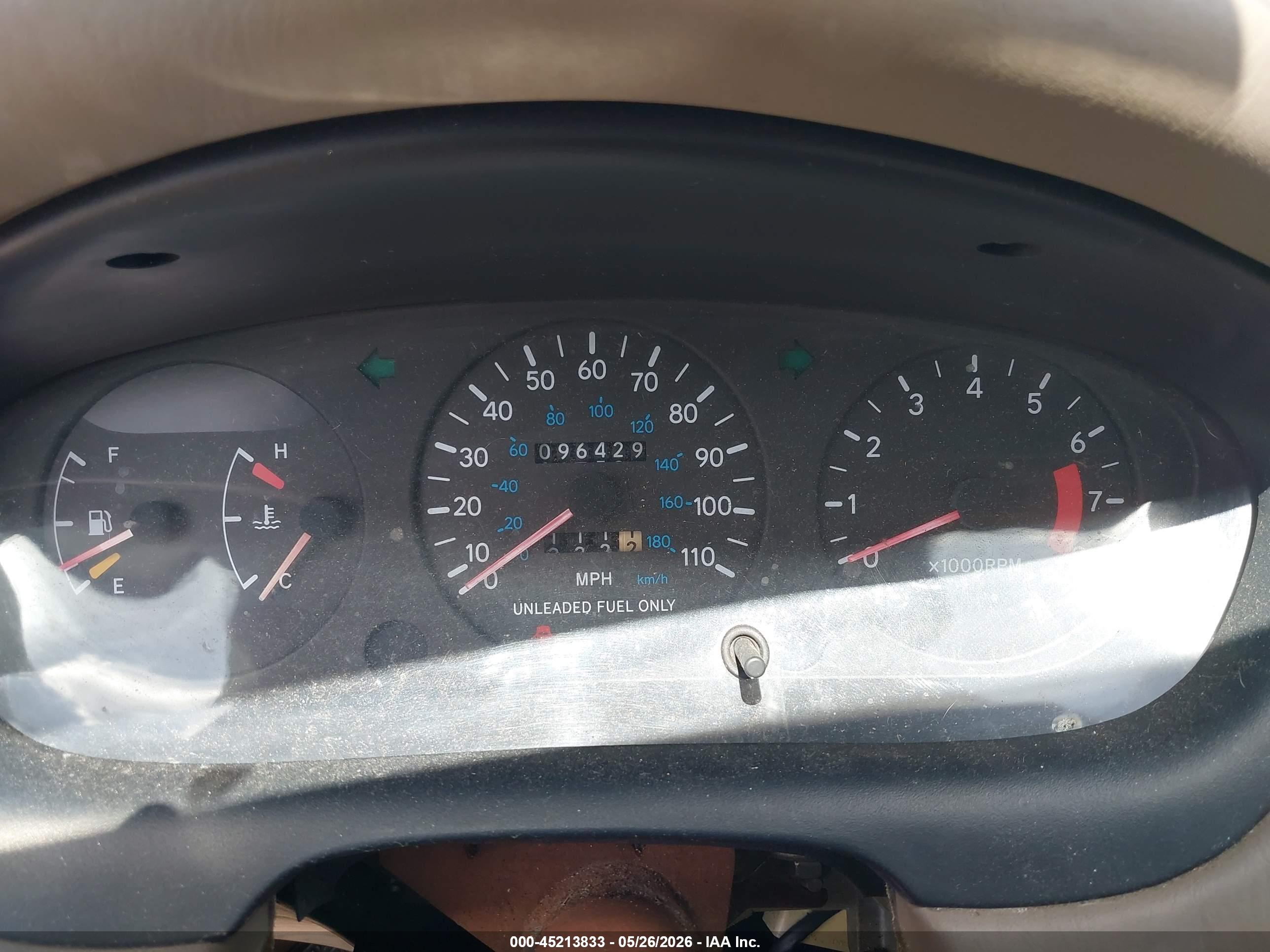GEO PRIZM image 7