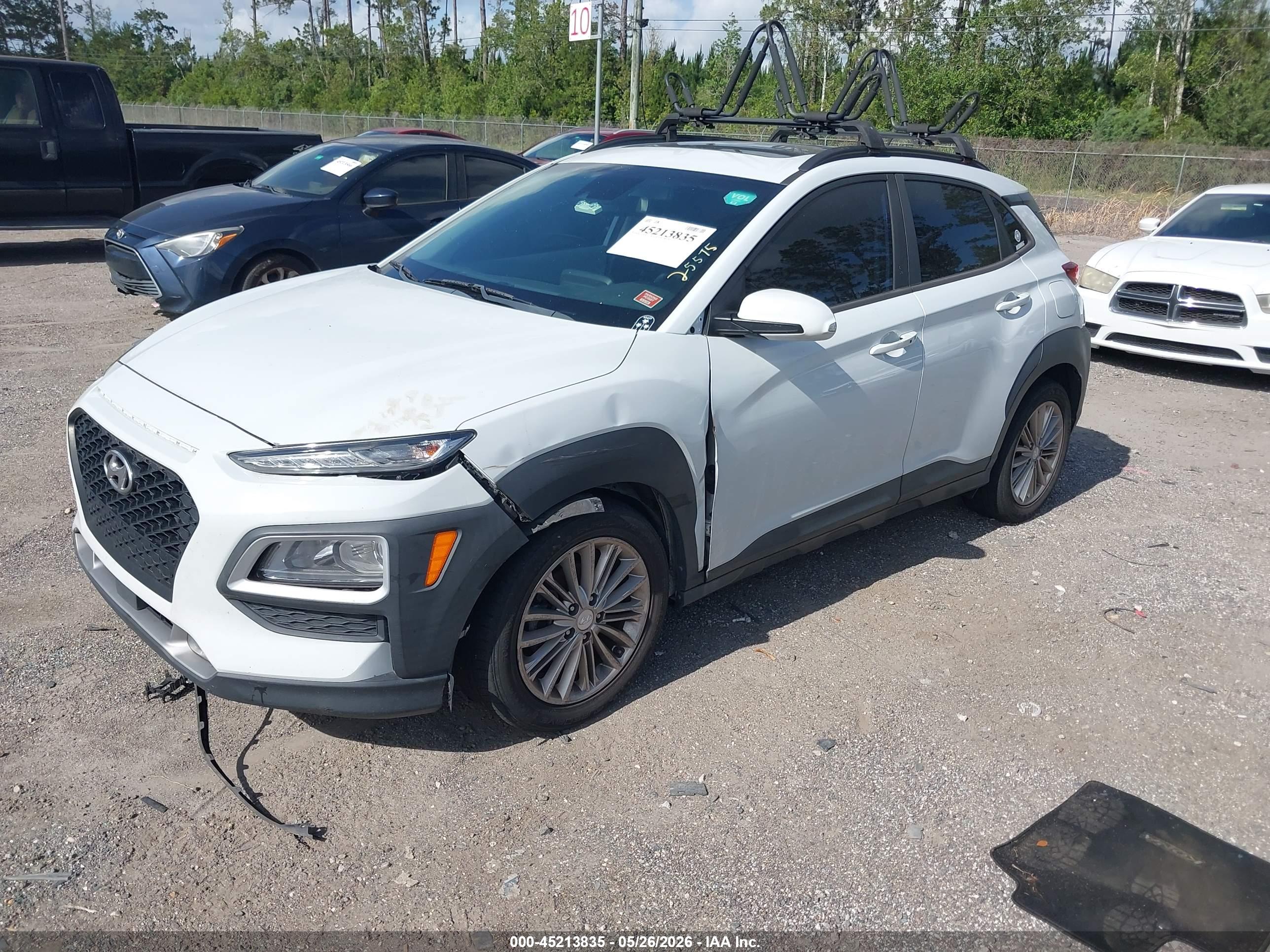 HYUNDAI KONA image 2