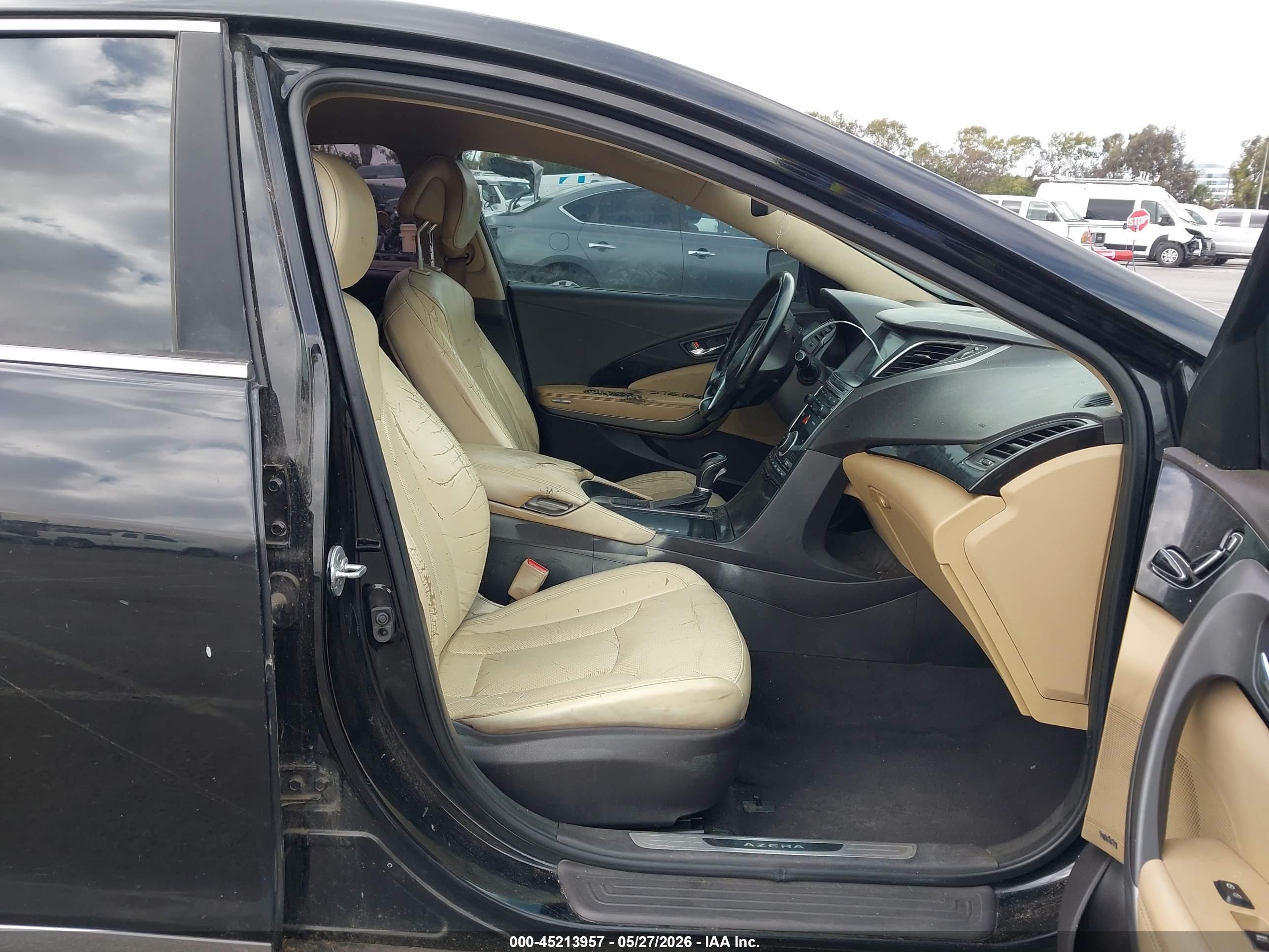 HYUNDAI AZERA image 5