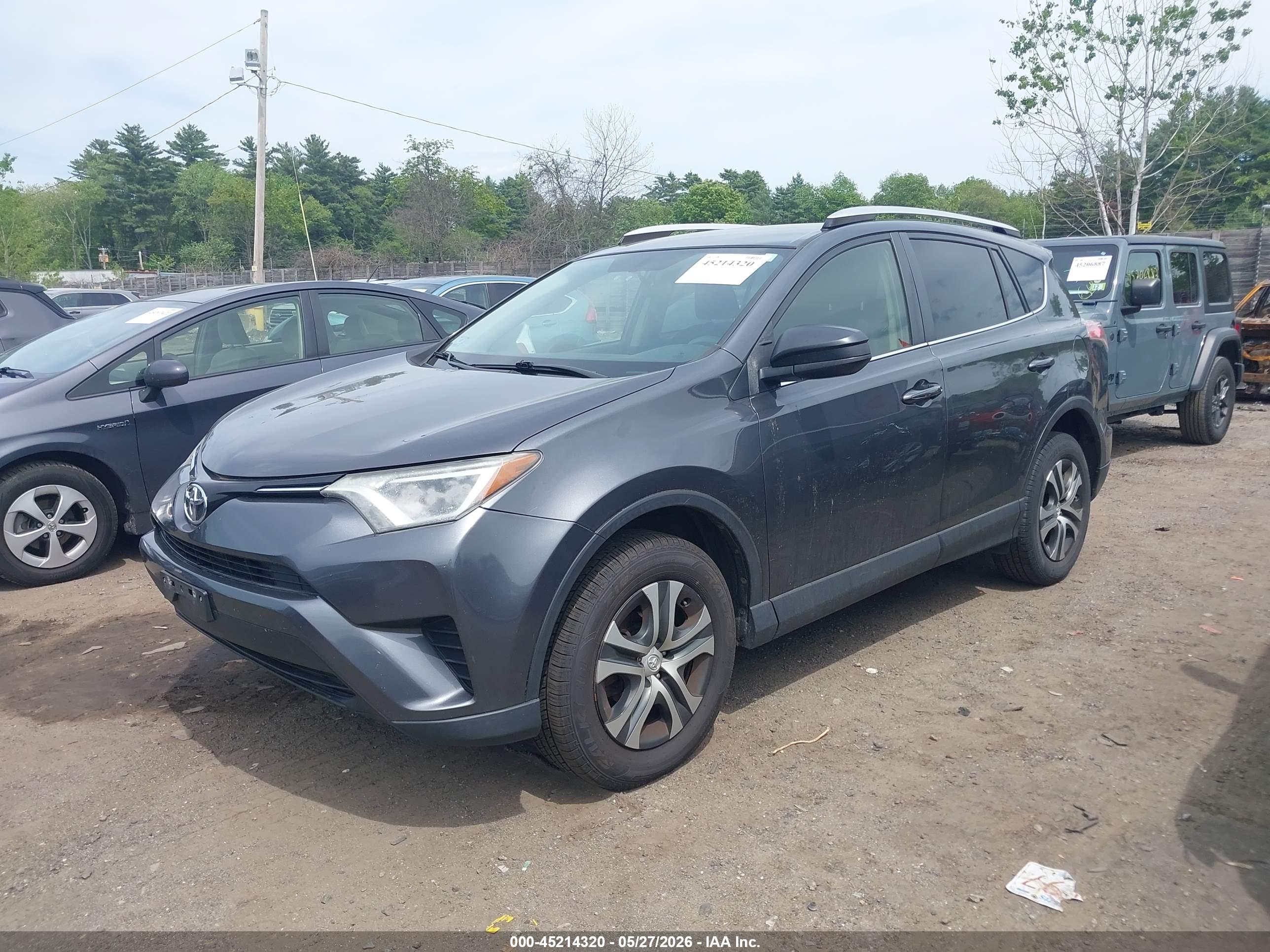 TOYOTA RAV4 image 2
