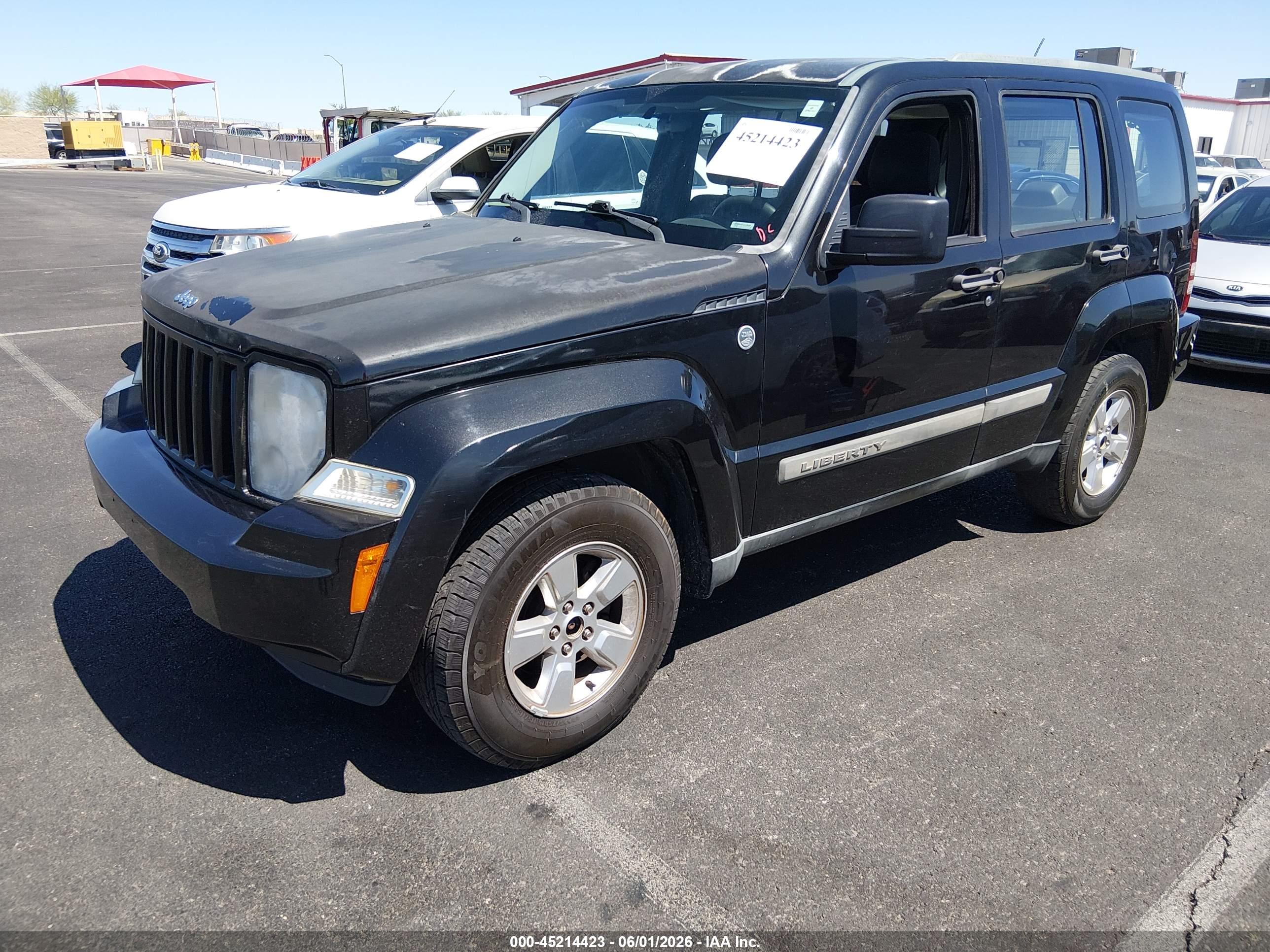 JEEP LIBERTY image 2