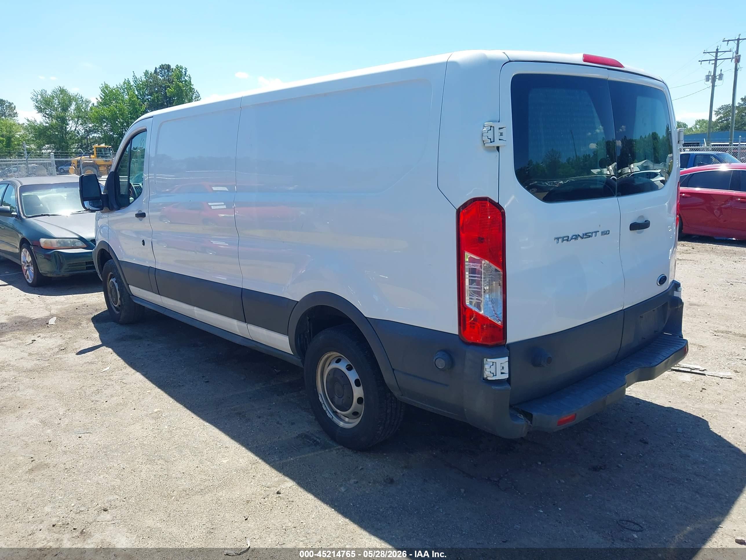 FORD TRANSIT-150 image 3