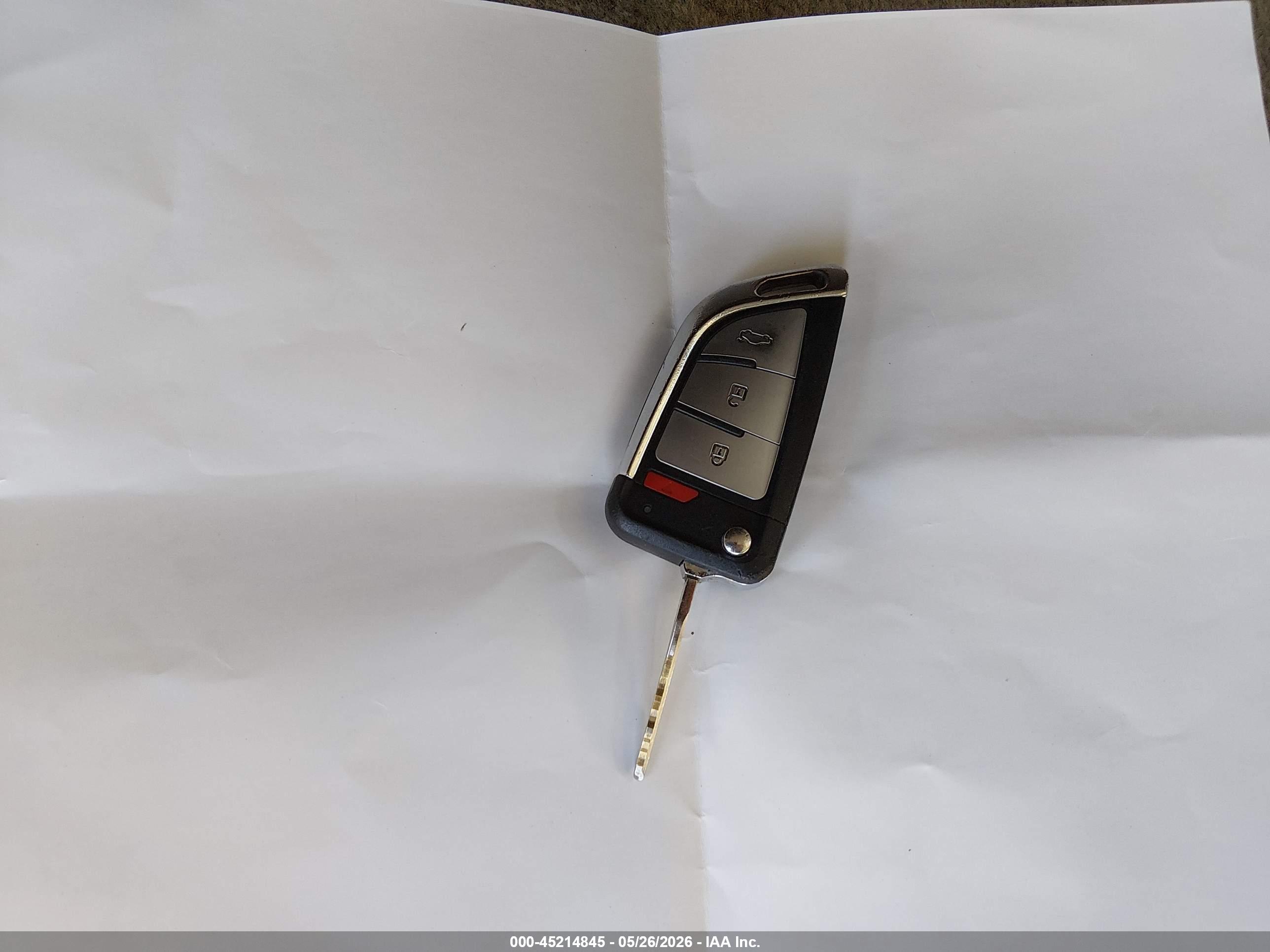 GMC YUKON image 11
