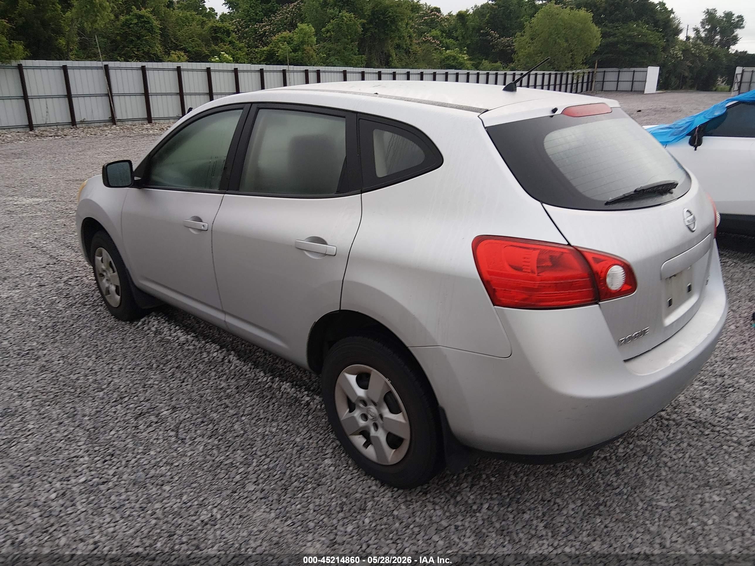 NISSAN ROGUE image 3