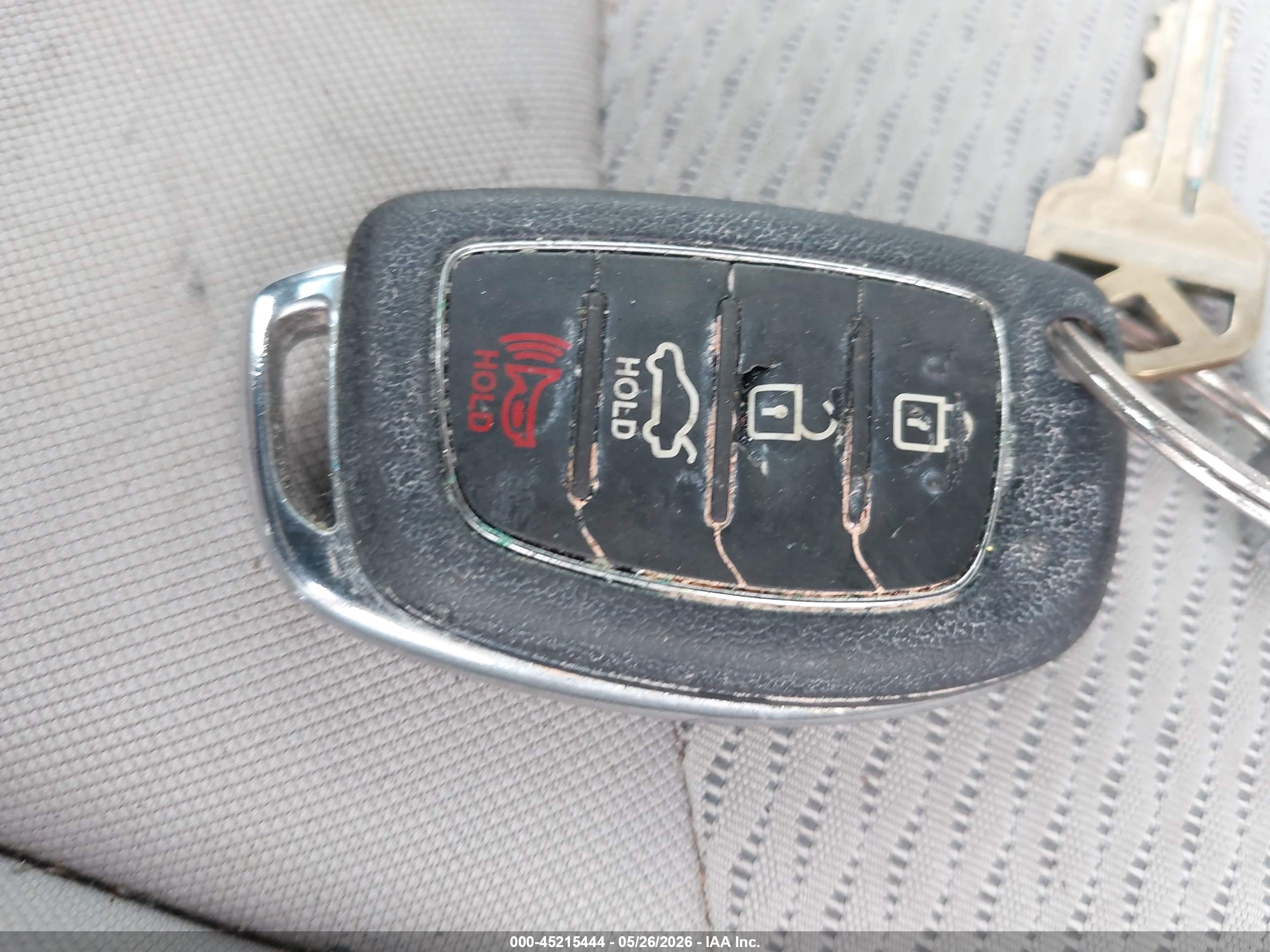 HYUNDAI SONATA image 11