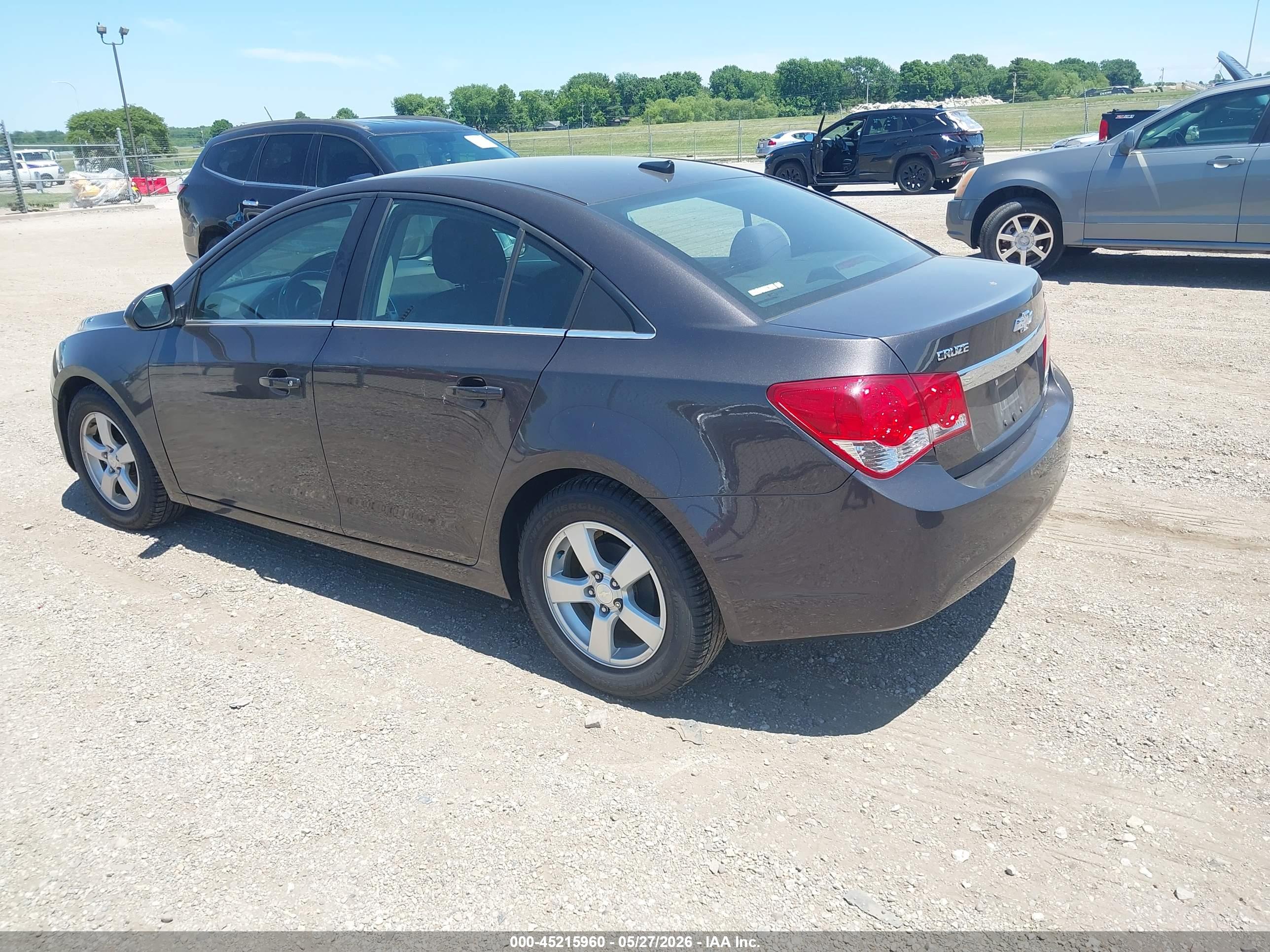 CHEVROLET CRUZE image 3