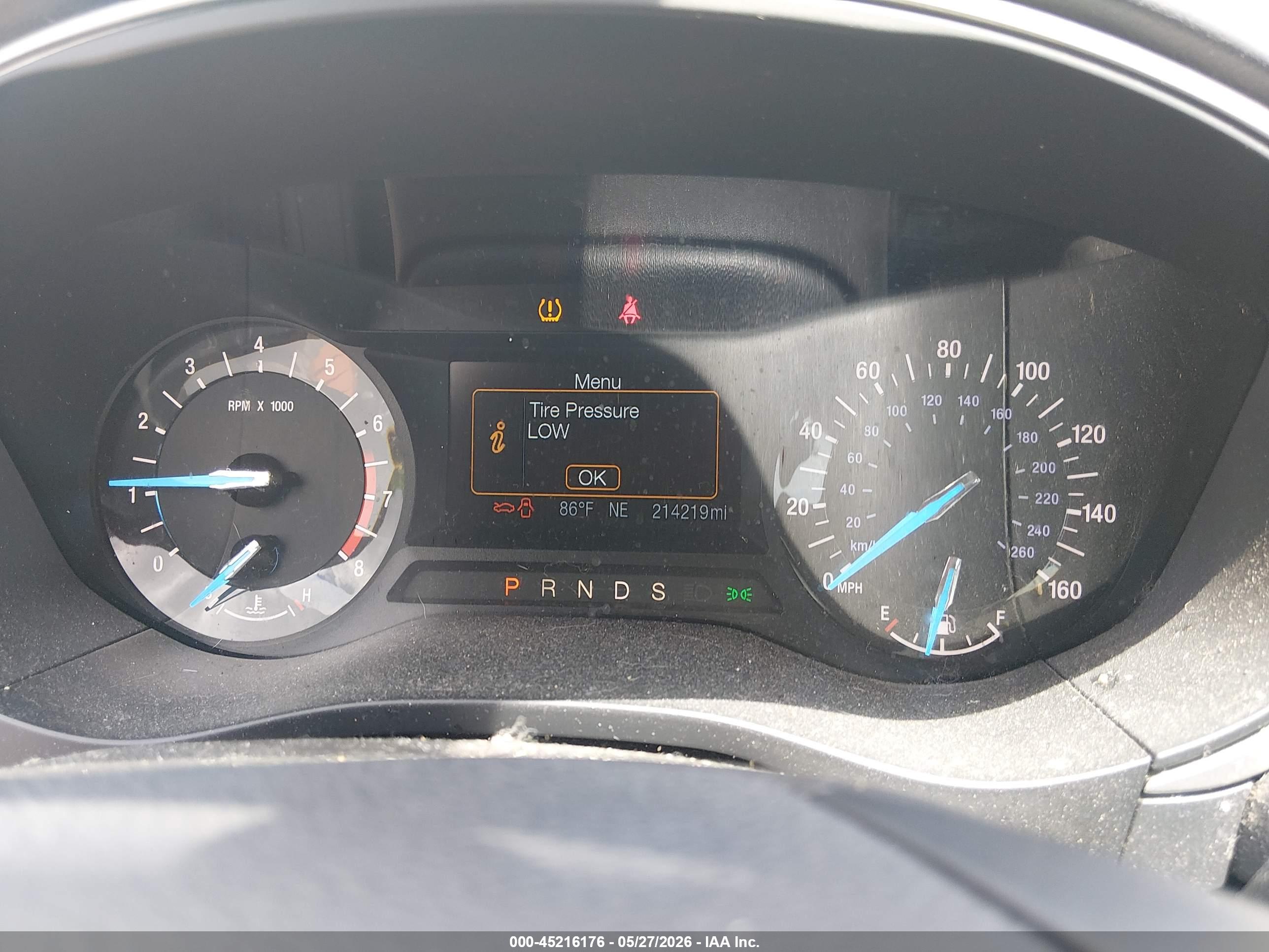 FORD FUSION image 7
