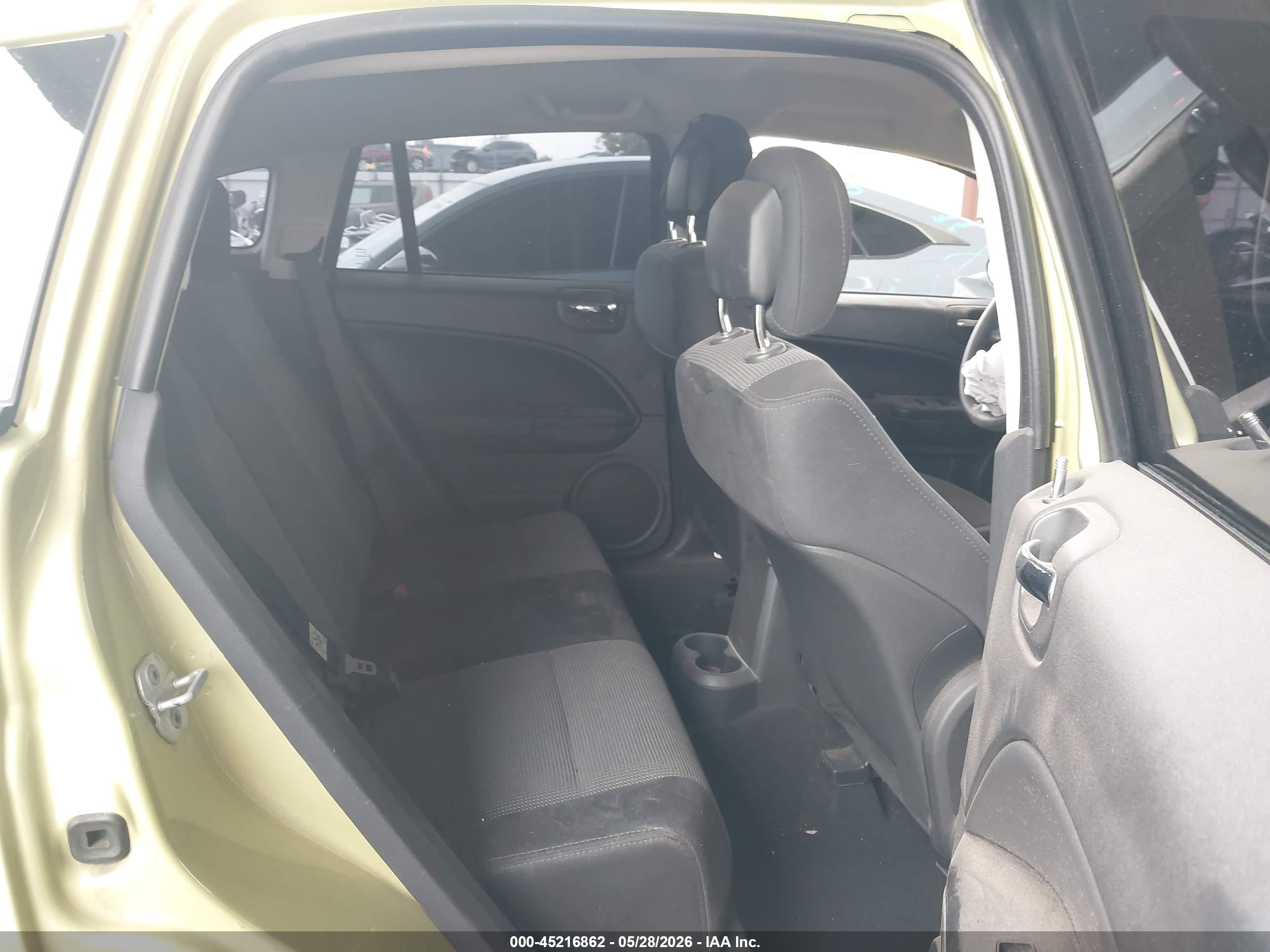 DODGE CALIBER image 8