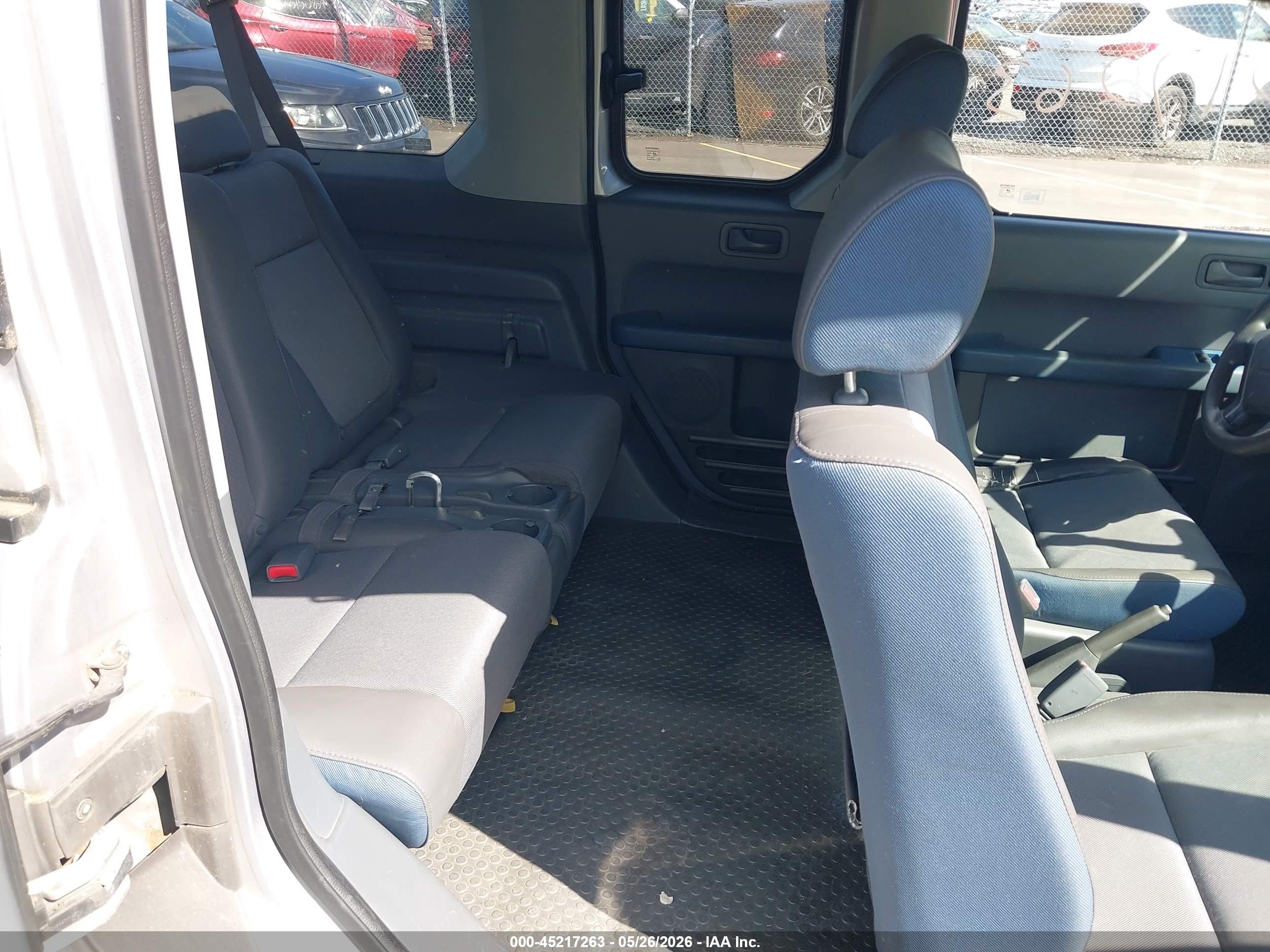 HONDA ELEMENT image 8