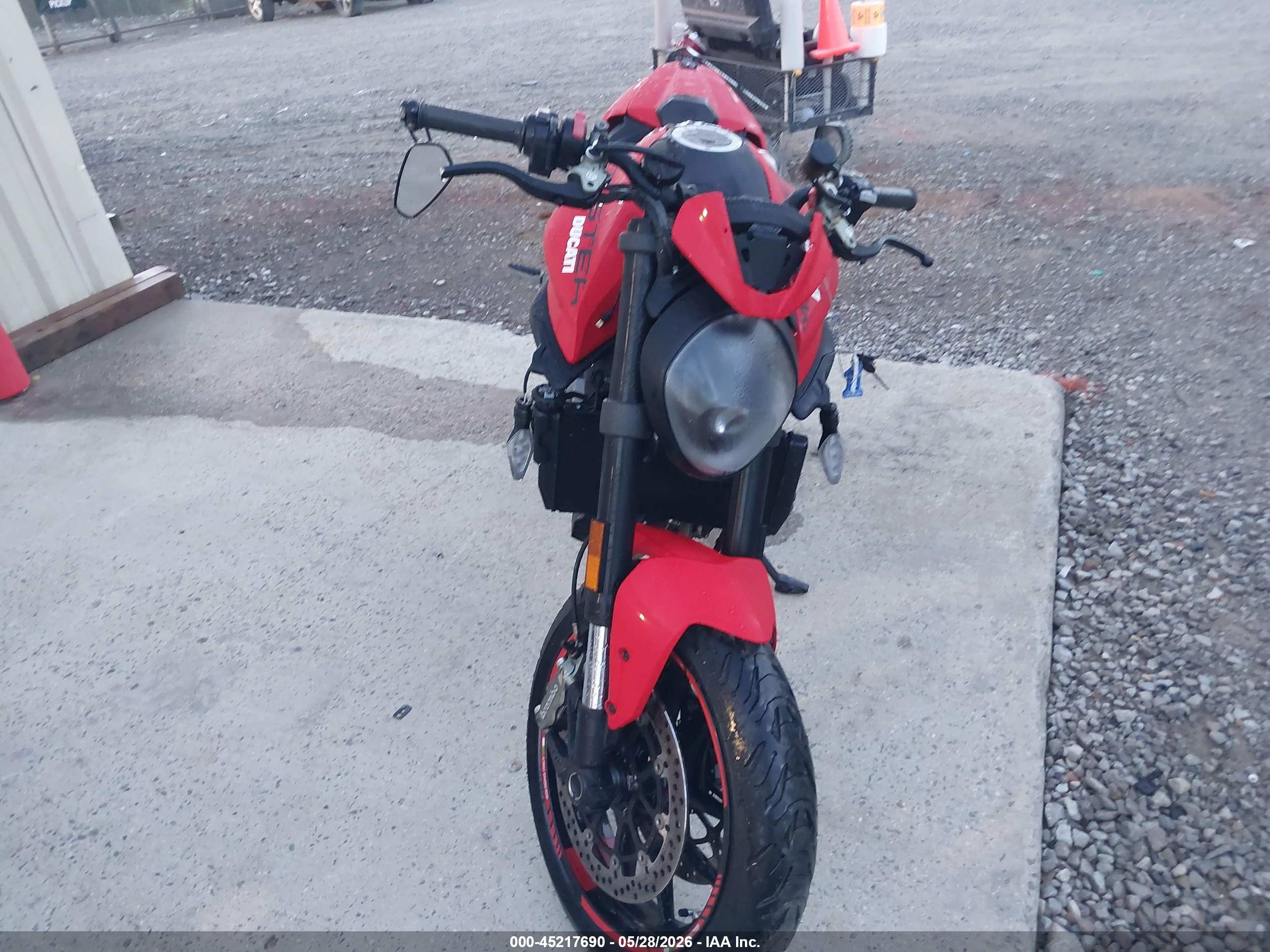 DUCATI MONSTER image 5