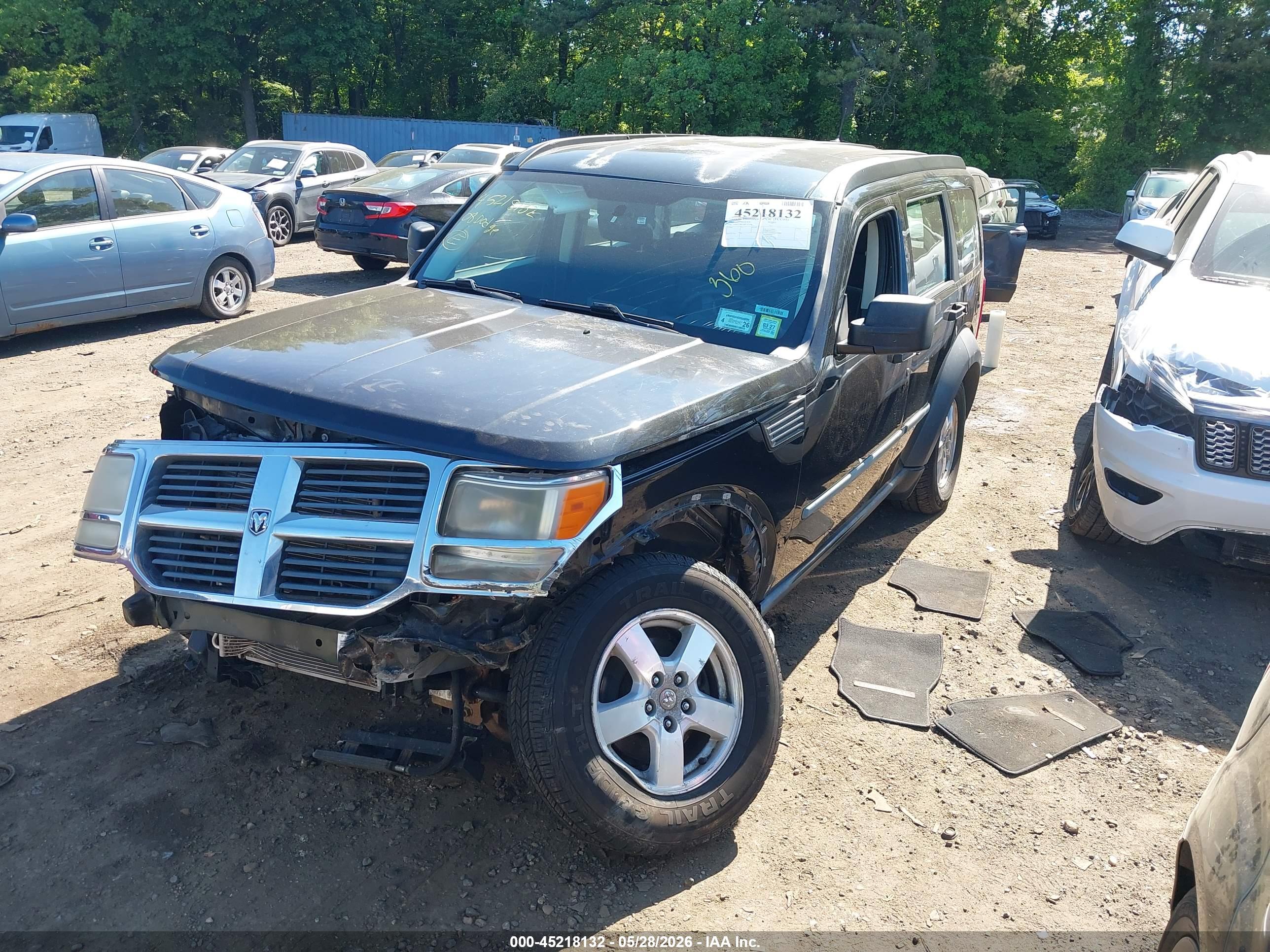 DODGE NITRO image 2