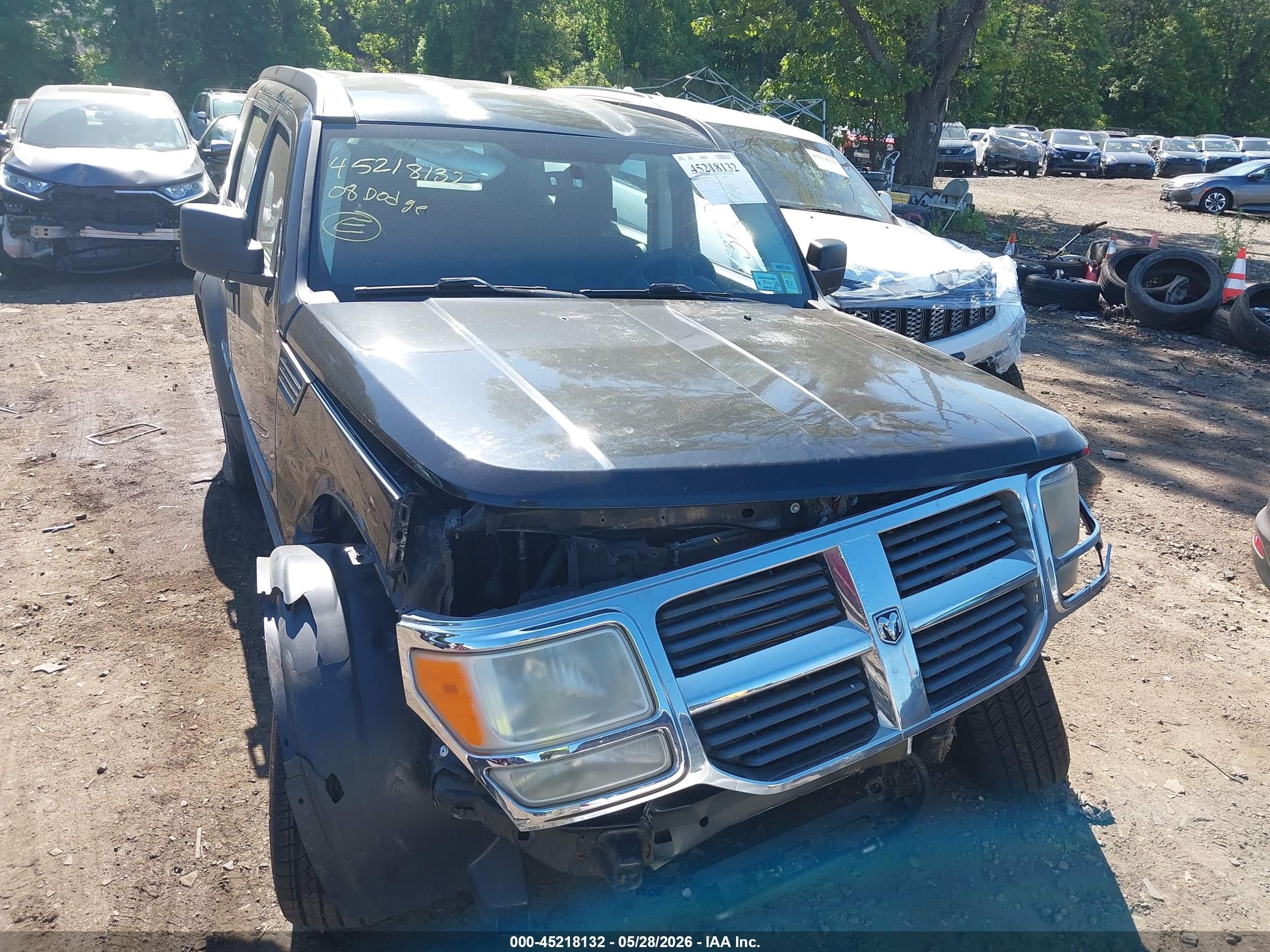 DODGE NITRO image 6
