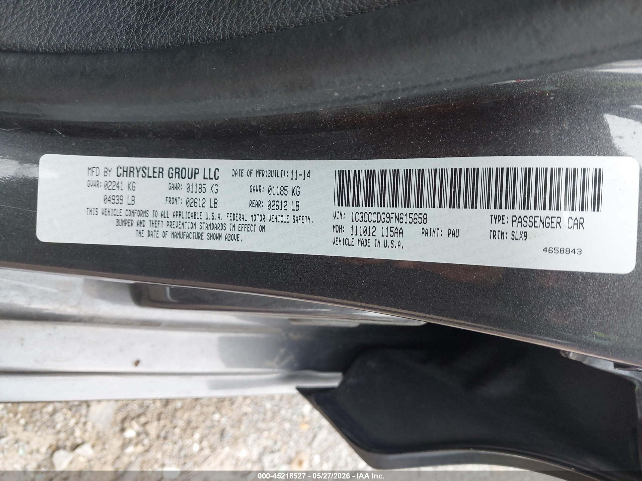 CHRYSLER 200 image 9