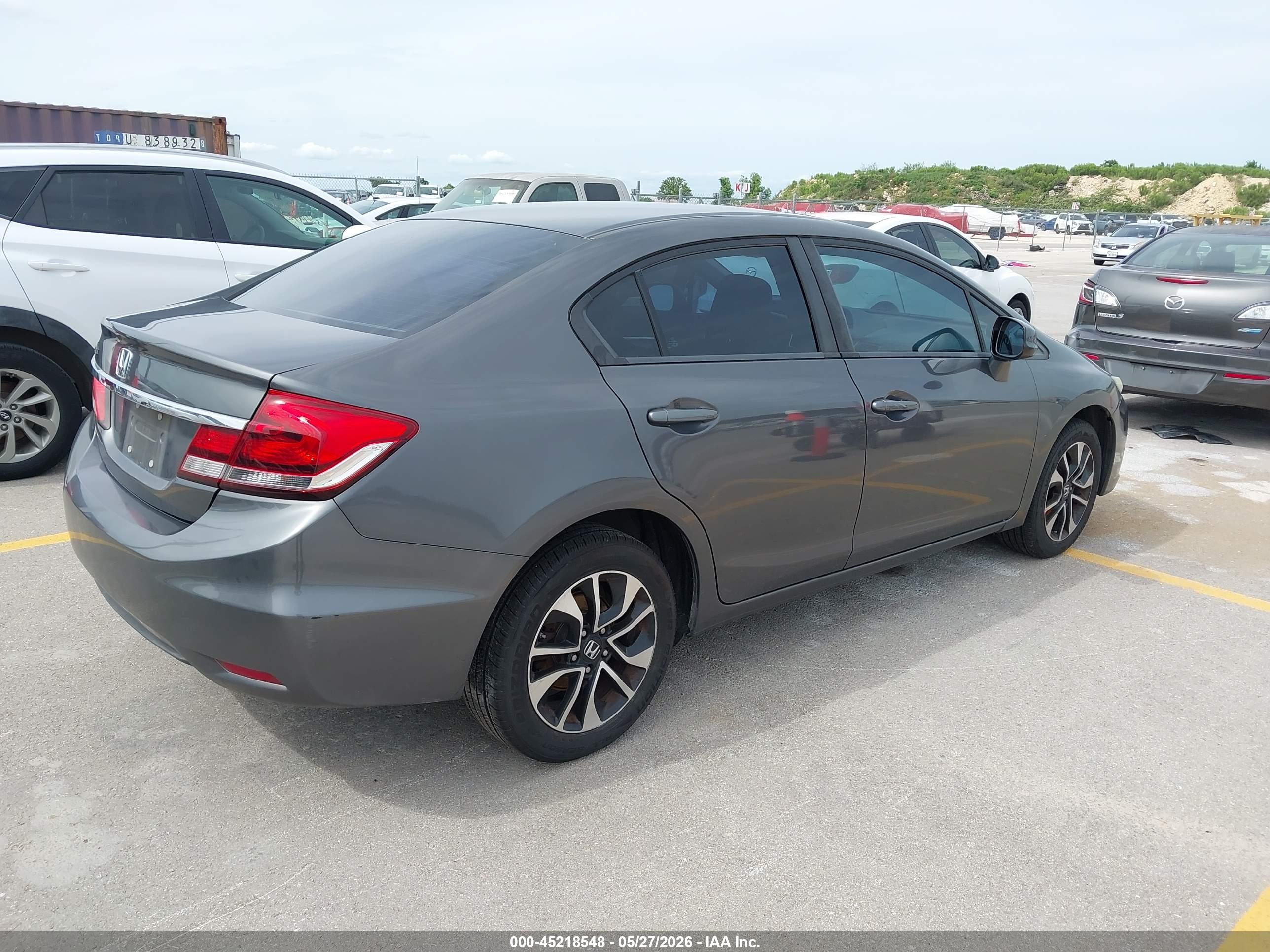 HONDA CIVIC image 4