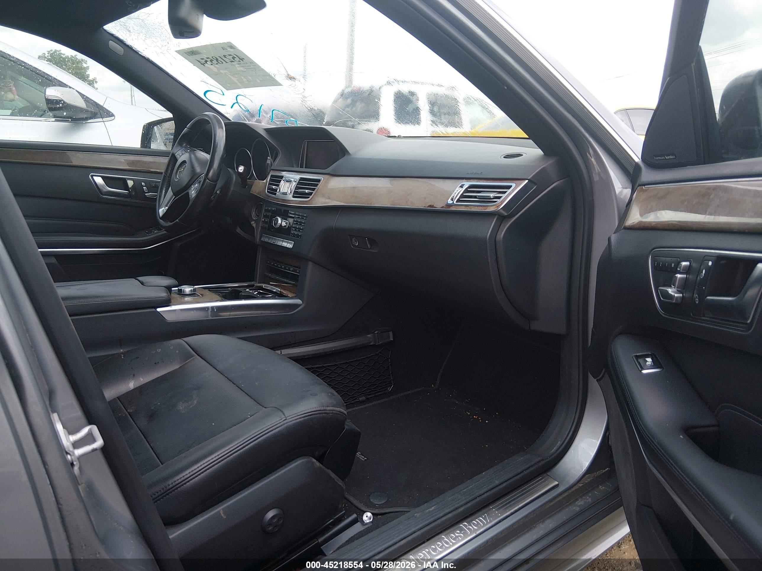 MERCEDES-BENZ E image 5