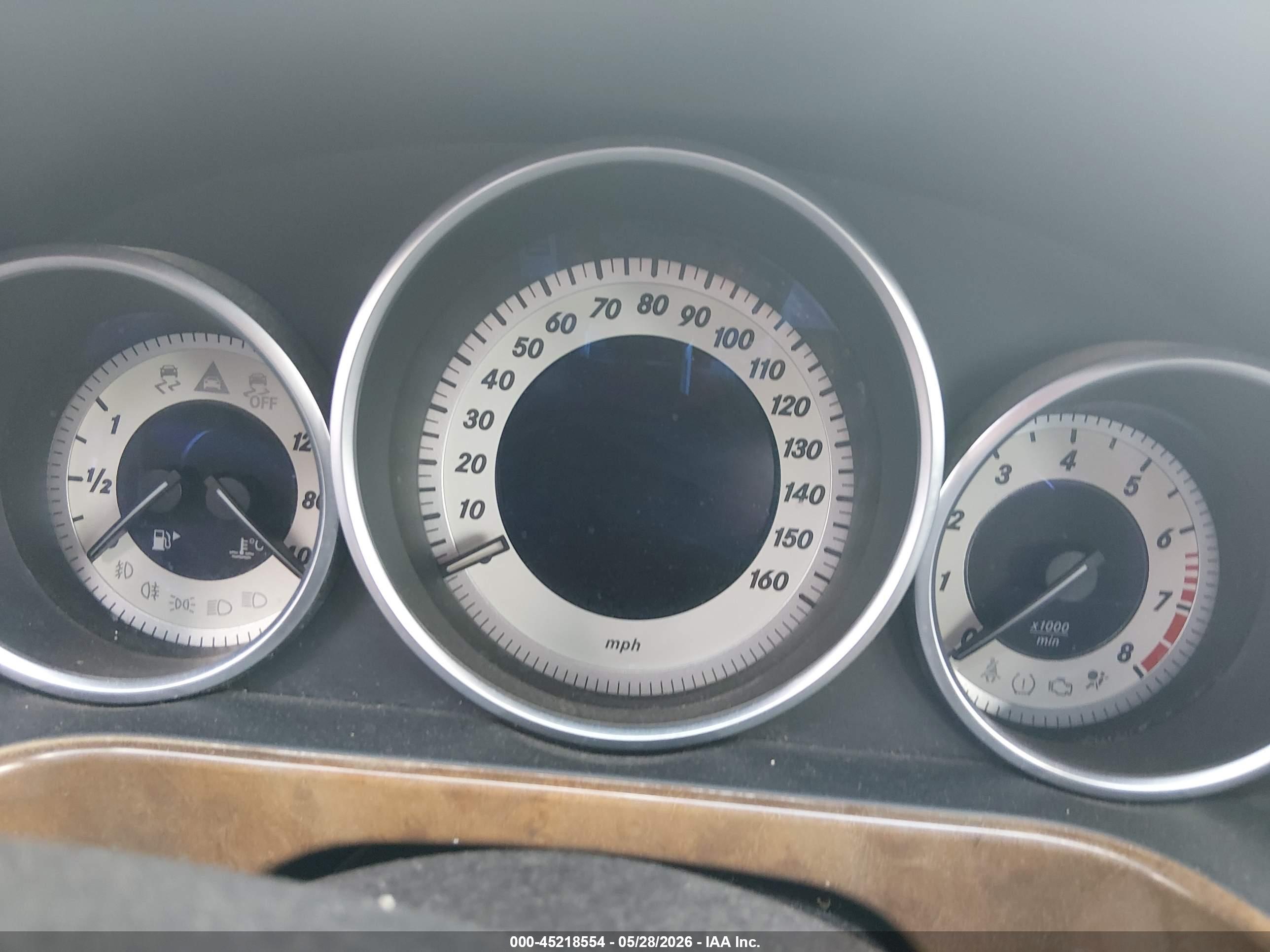 MERCEDES-BENZ E image 7