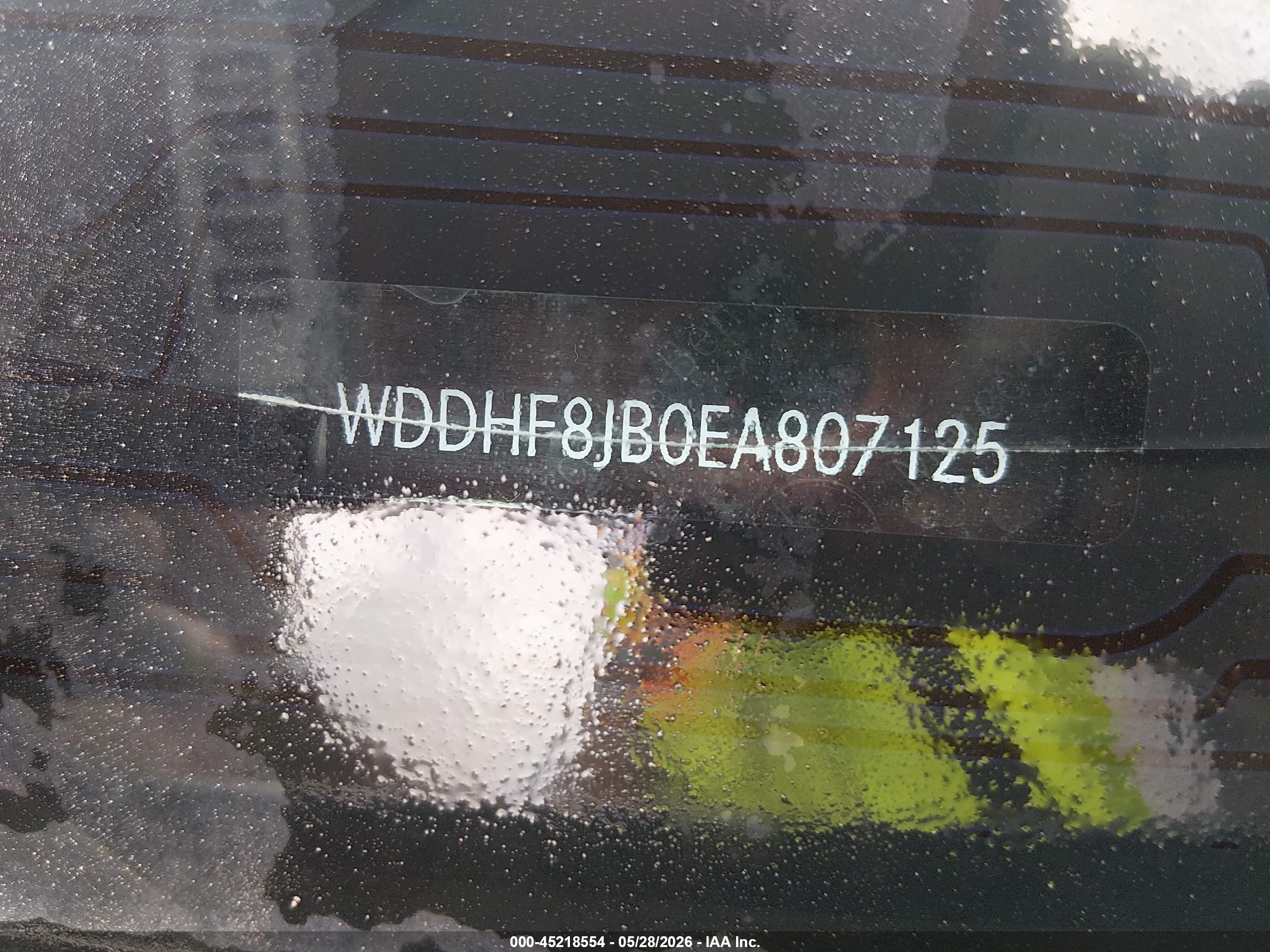 MERCEDES-BENZ E image 9