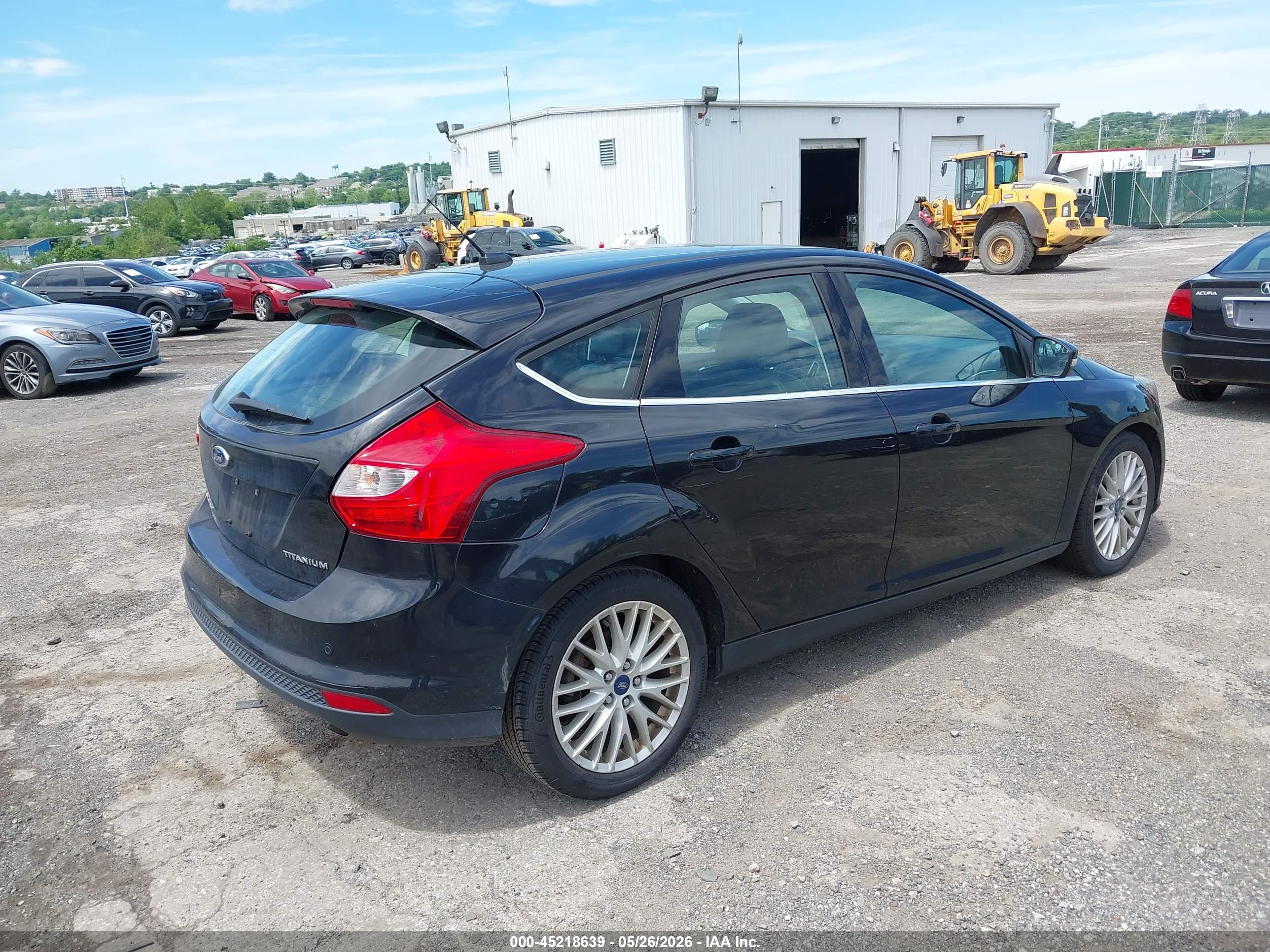 FORD FOCUS image 4