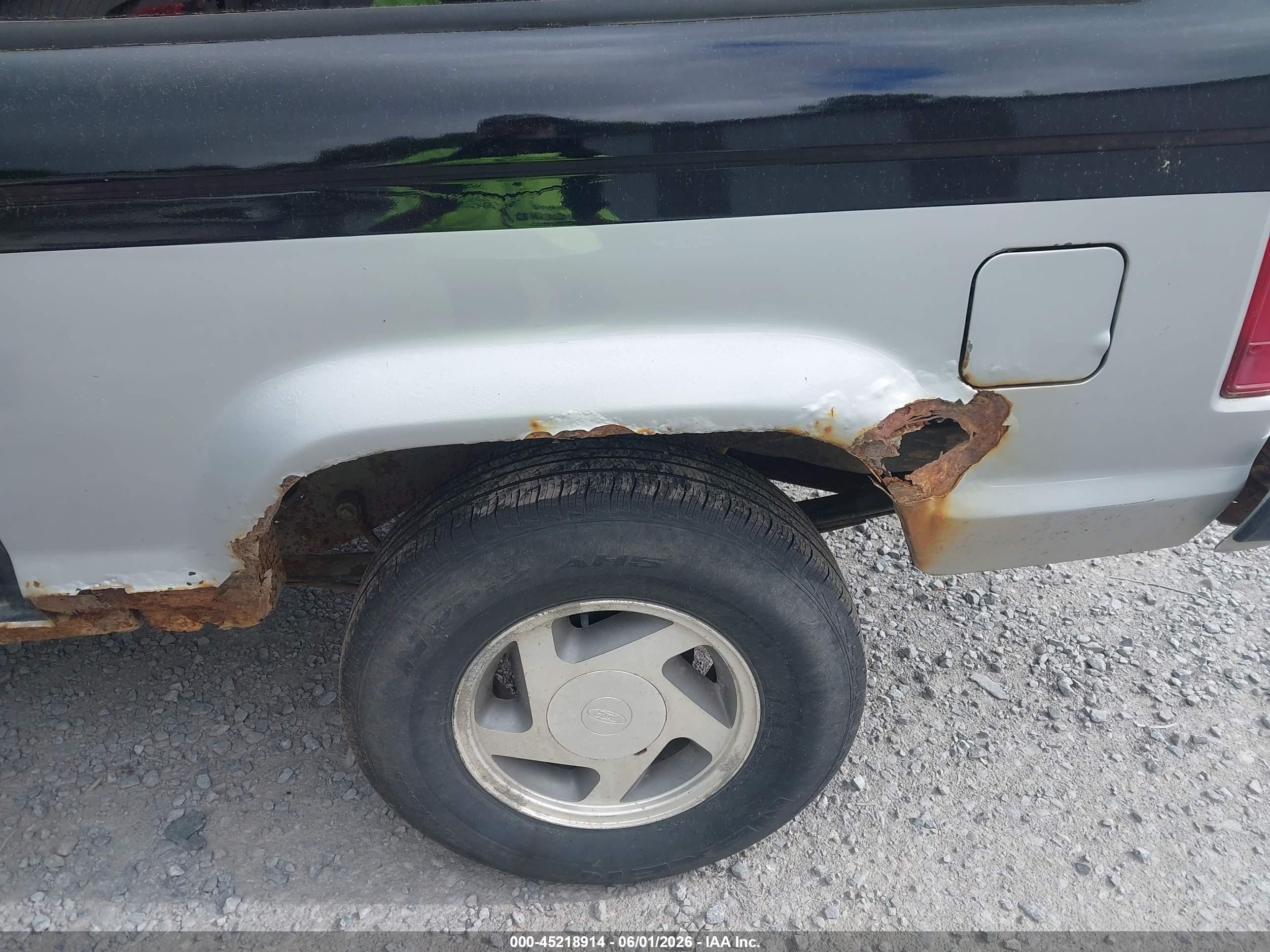 FORD BRONCO image 6