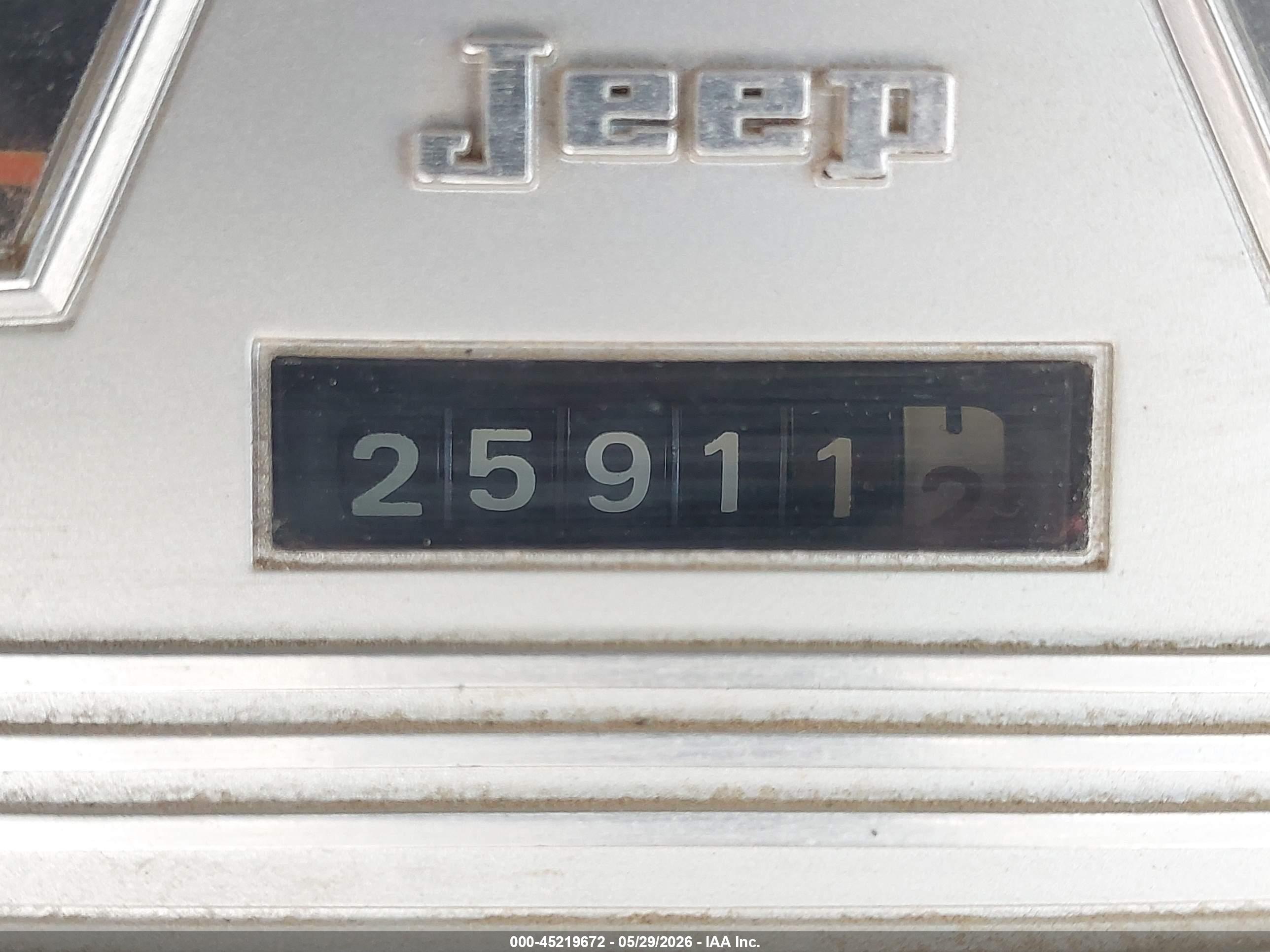 JEEP WAGONEER image 7