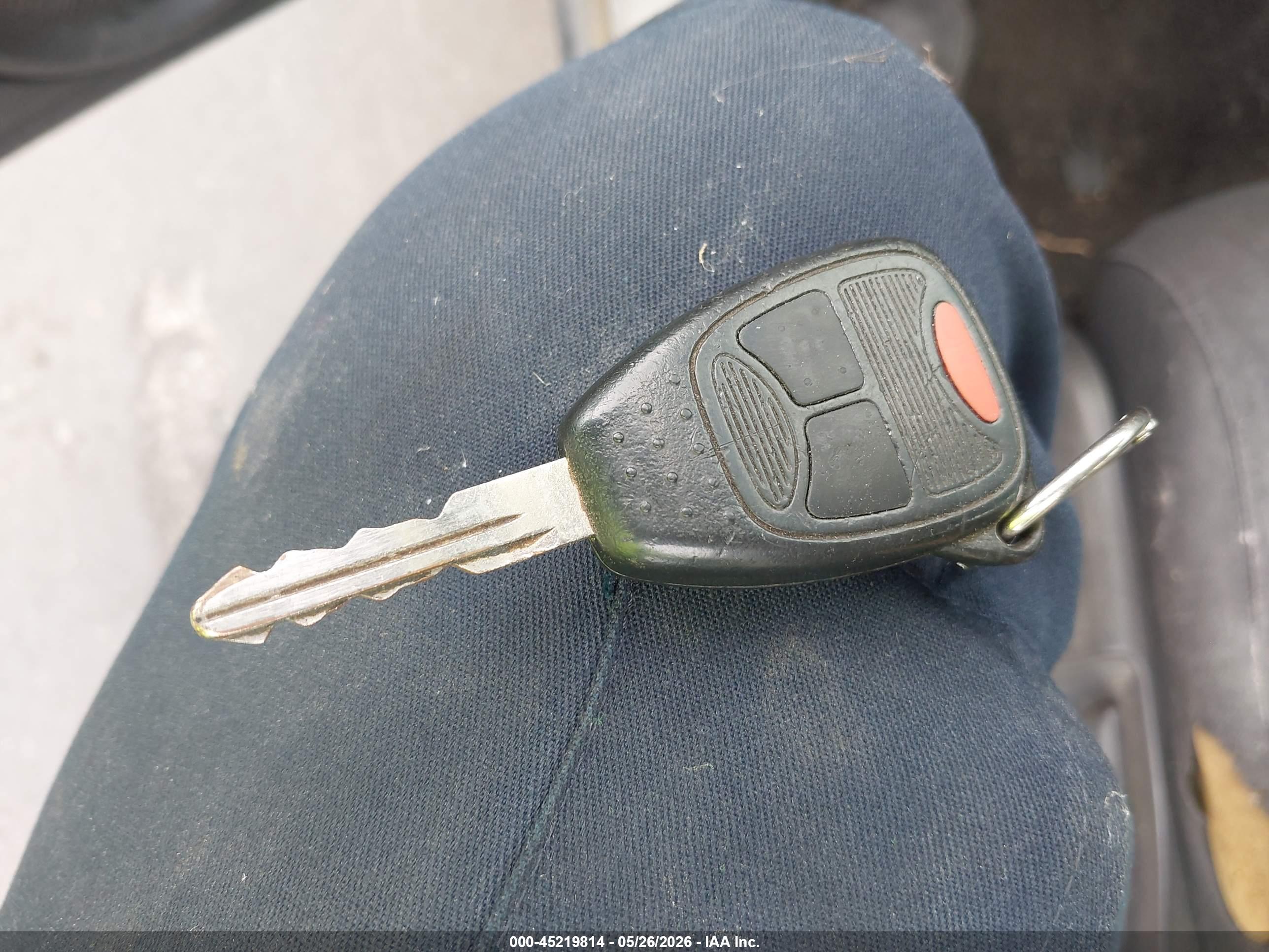 DODGE NITRO image 11