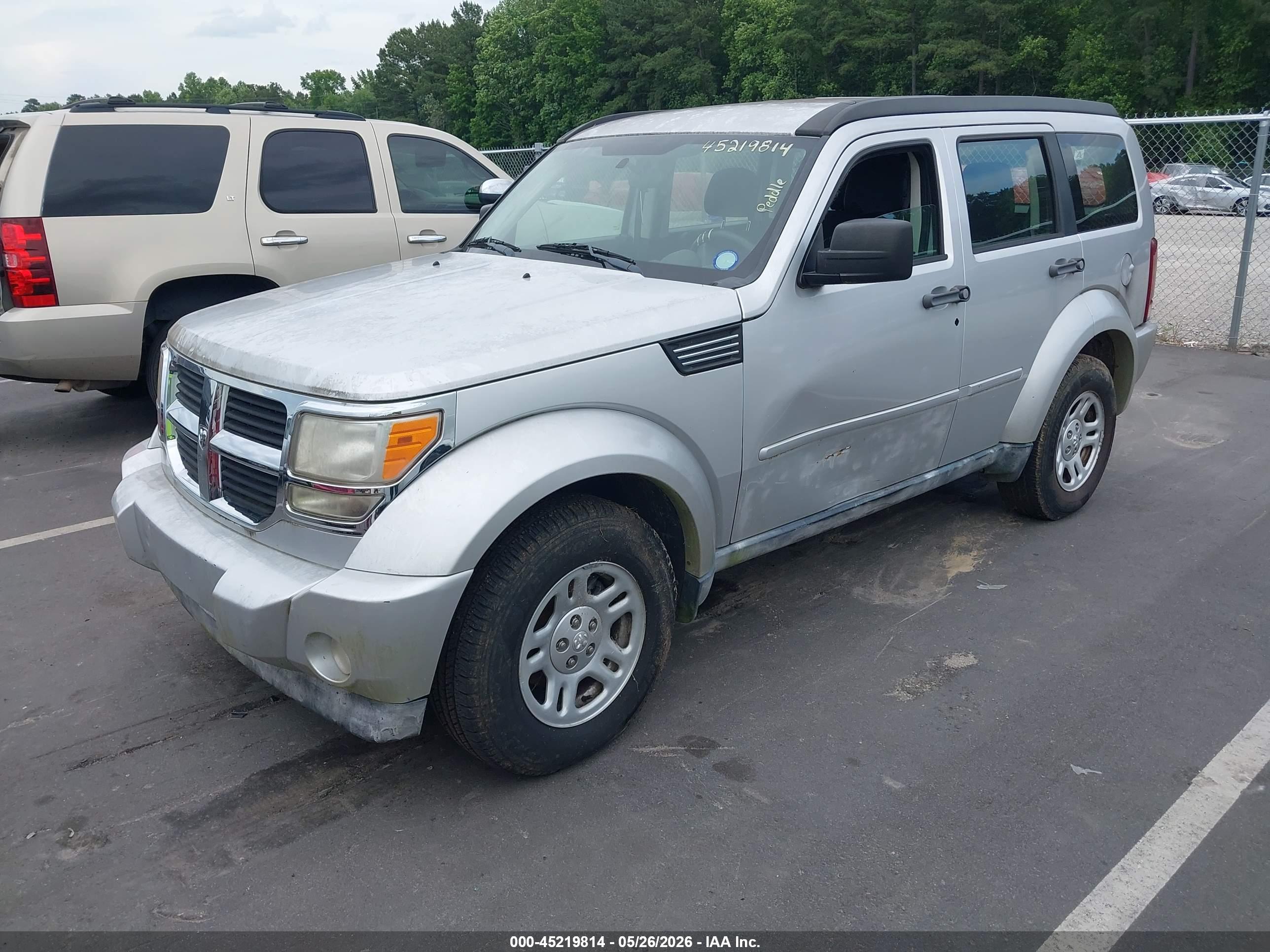 DODGE NITRO image 2