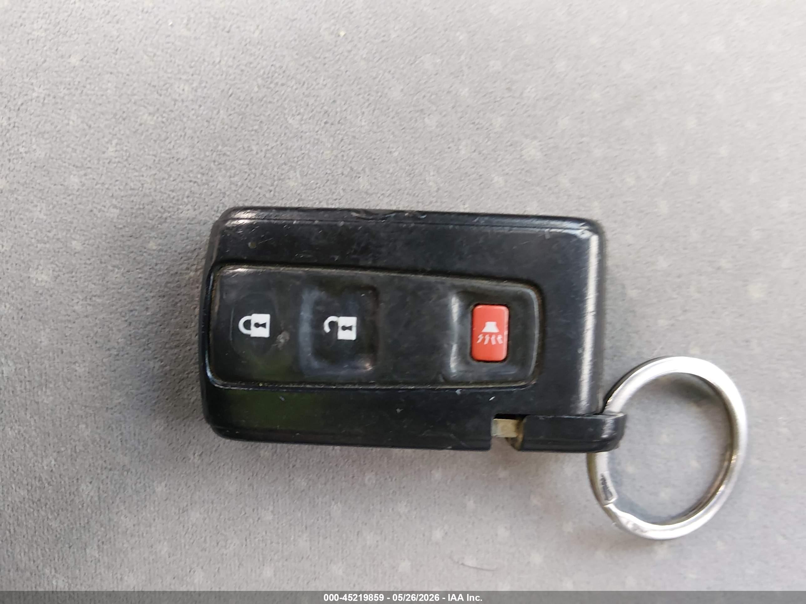 TOYOTA PRIUS image 11