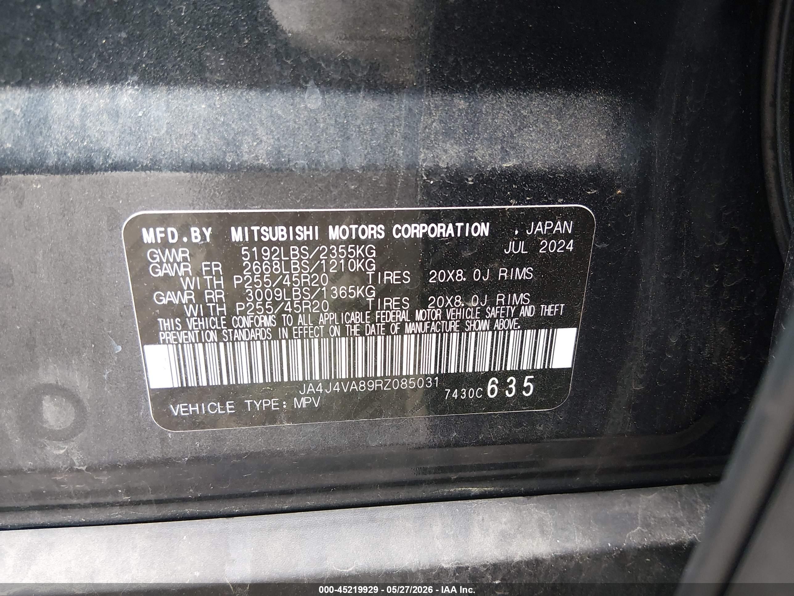 MITSUBISHI OUTLANDER image 9
