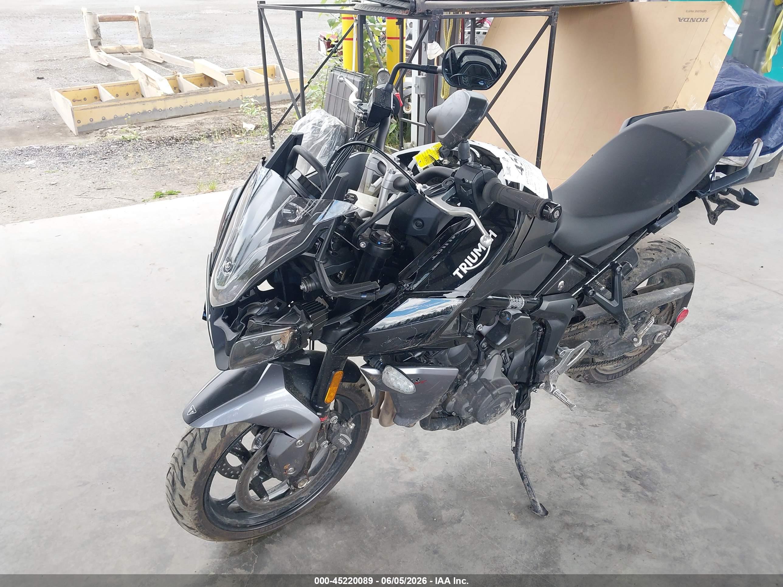 TRIUMPH MOTORCYCLE image 2