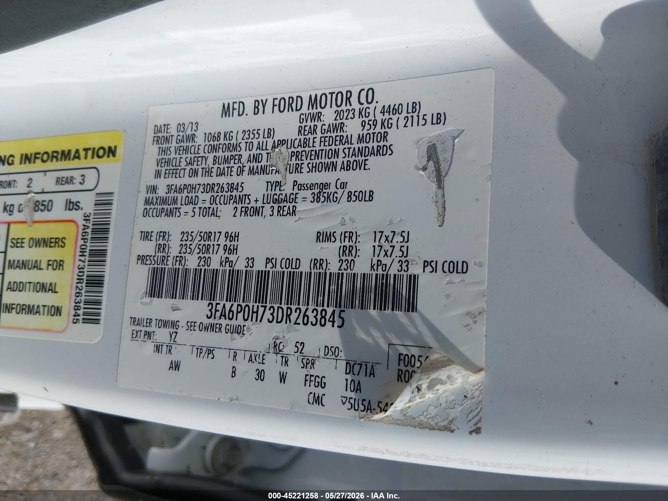 FORD FUSION image 9