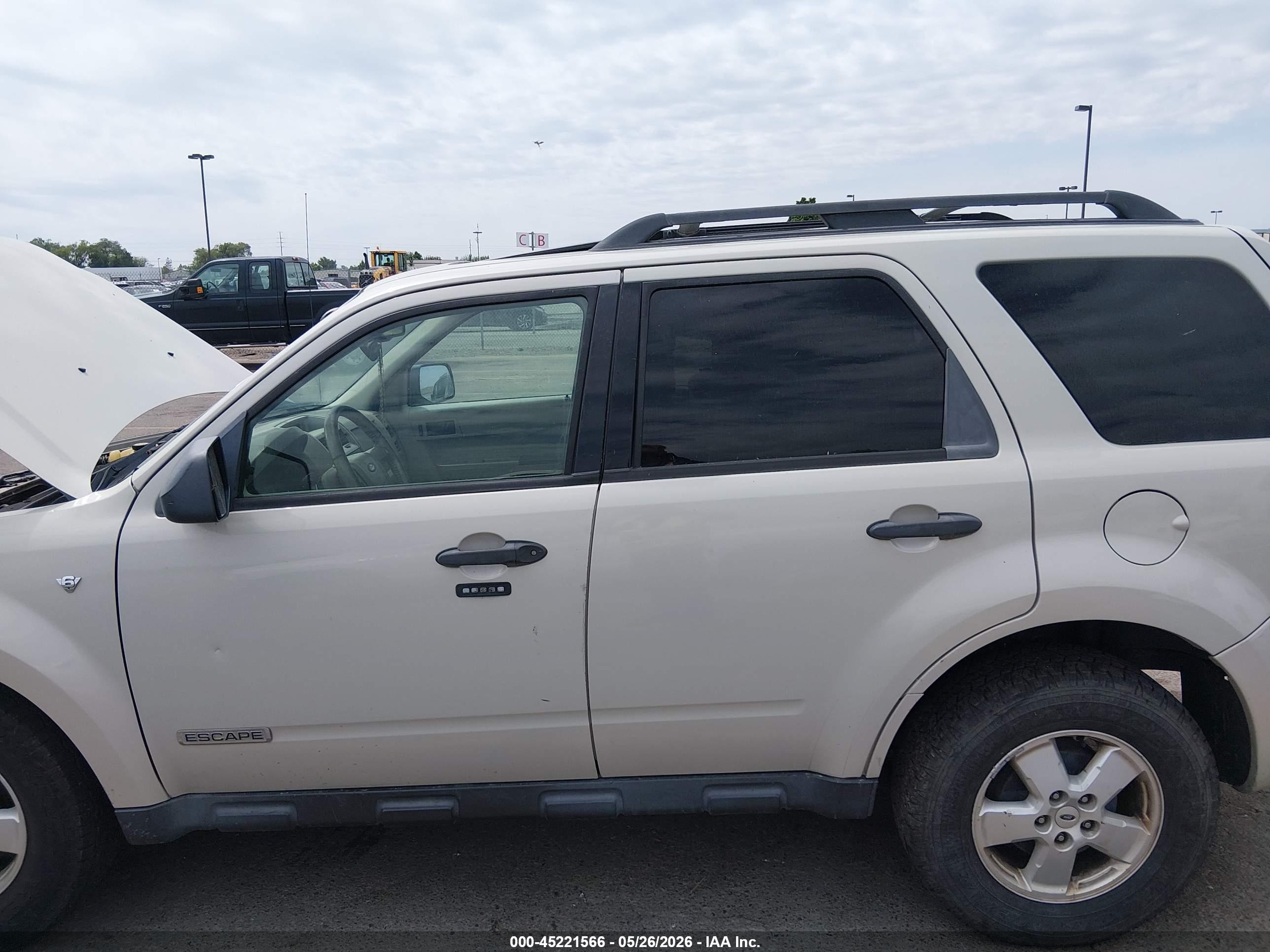 FORD ESCAPE image 6