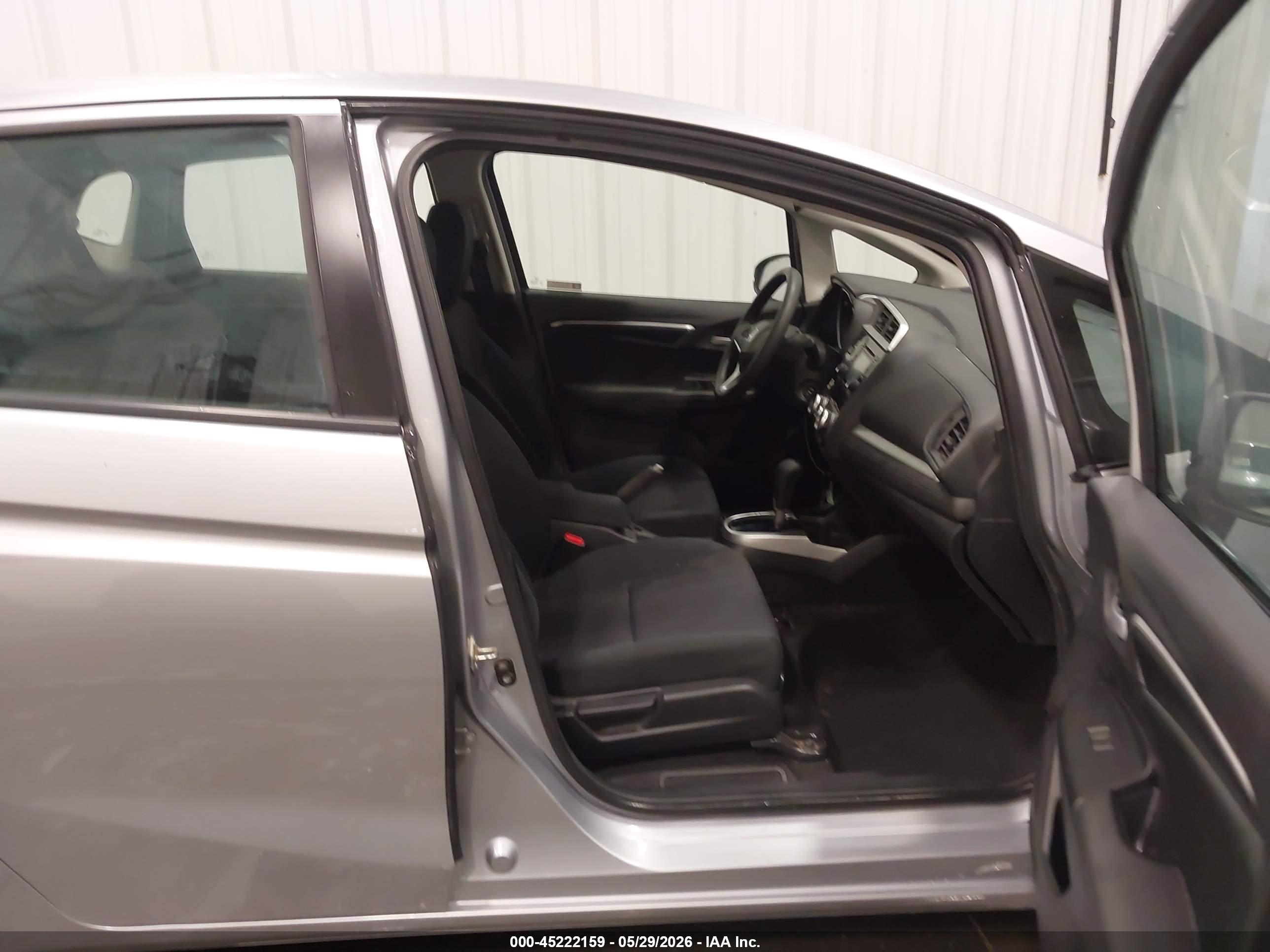 HONDA FIT image 5