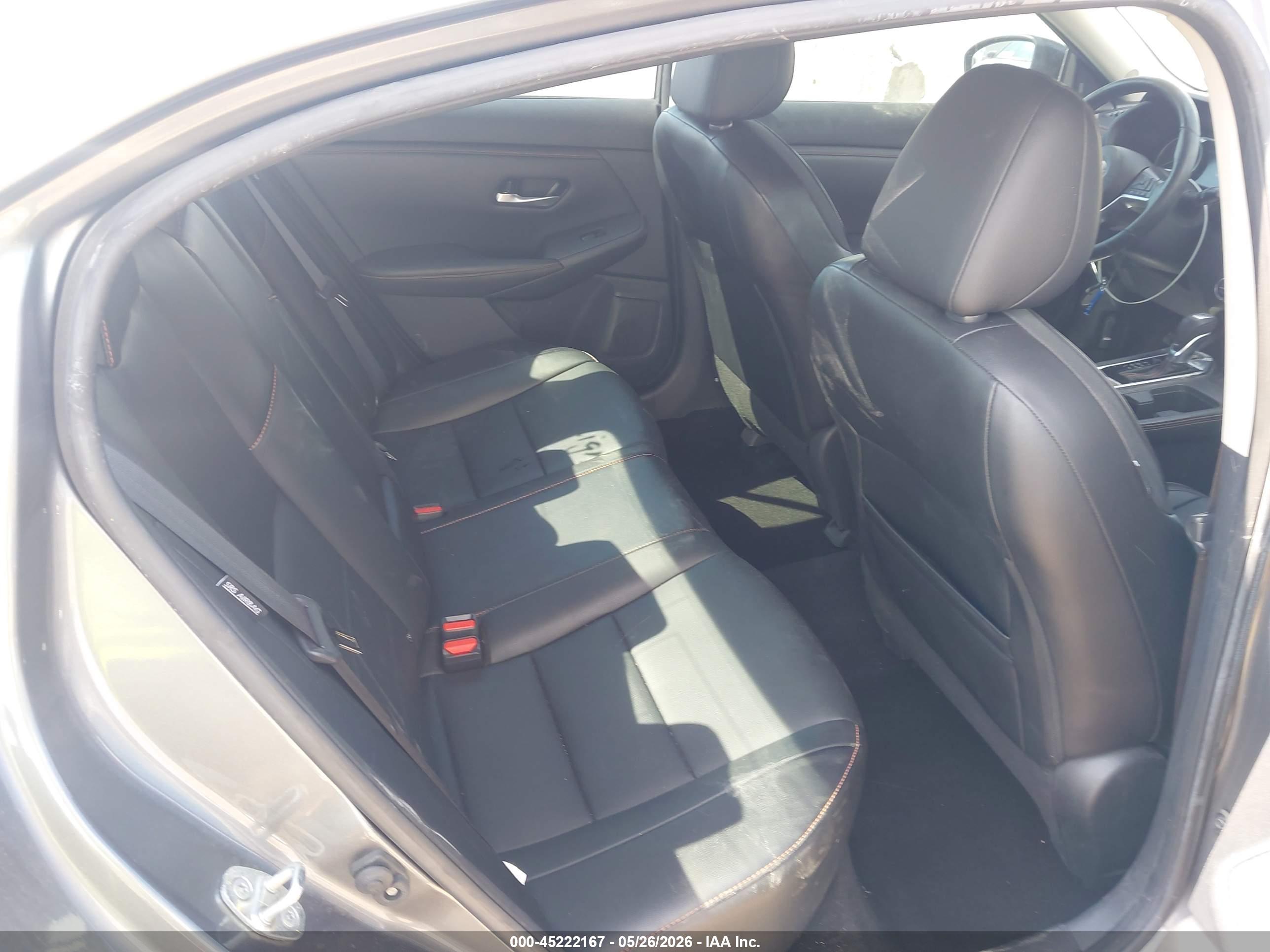 NISSAN SENTRA image 8
