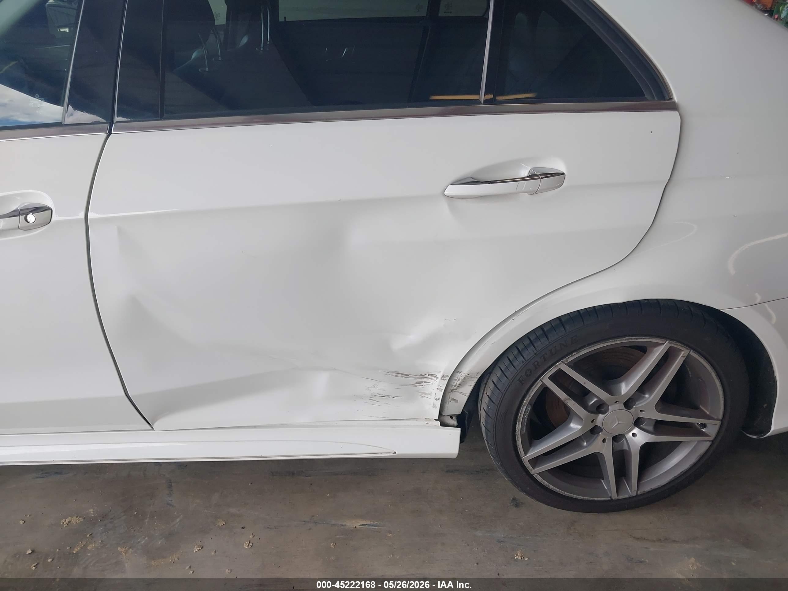 MERCEDES-BENZ E image 6