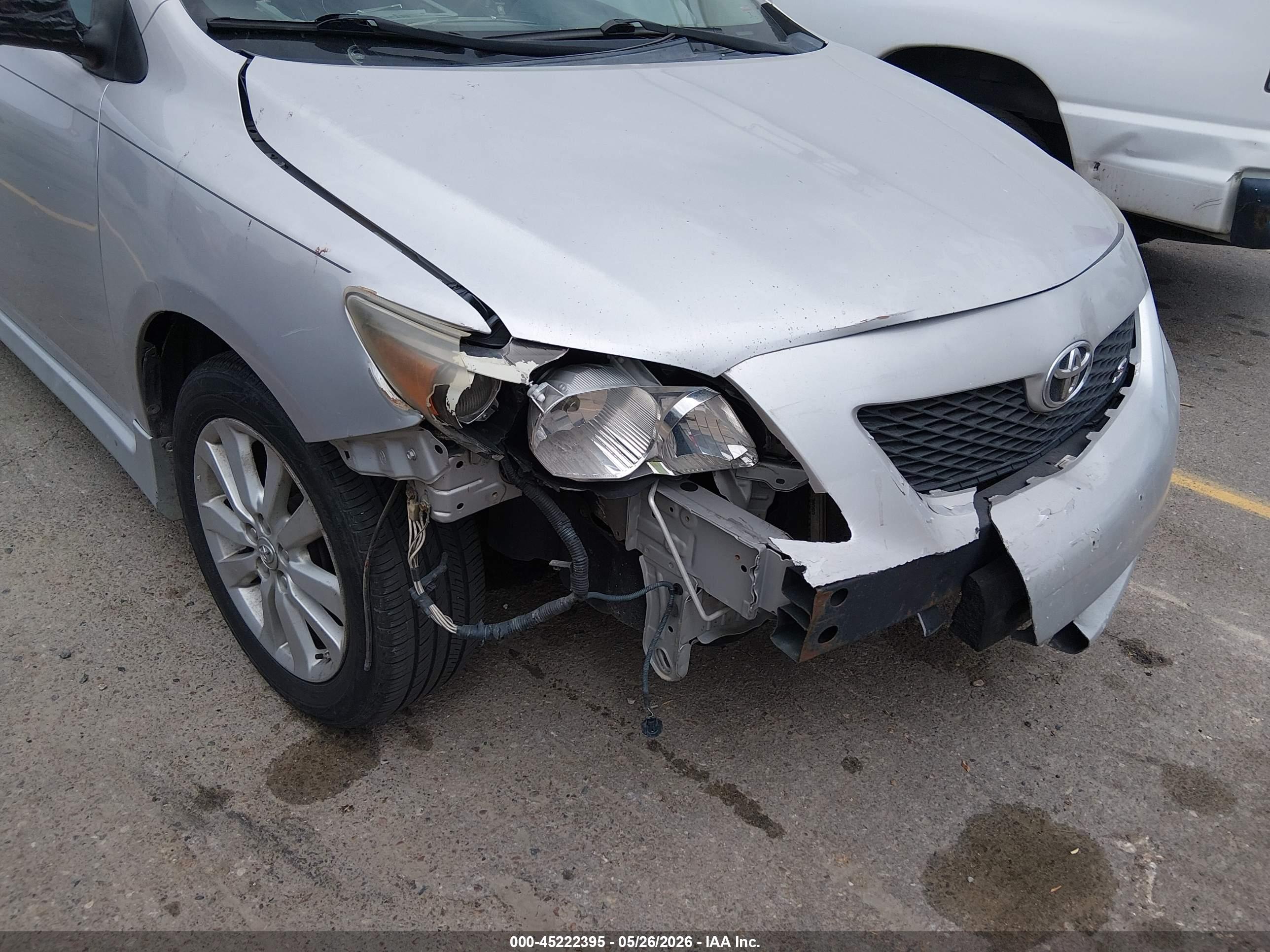 TOYOTA COROLLA image 6